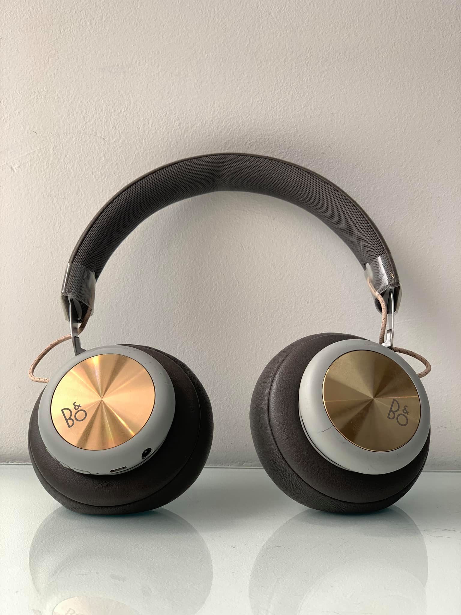 Beoplay H95 Ferrari 限定コラボヘッドホン Beoplay H95 Ferrari