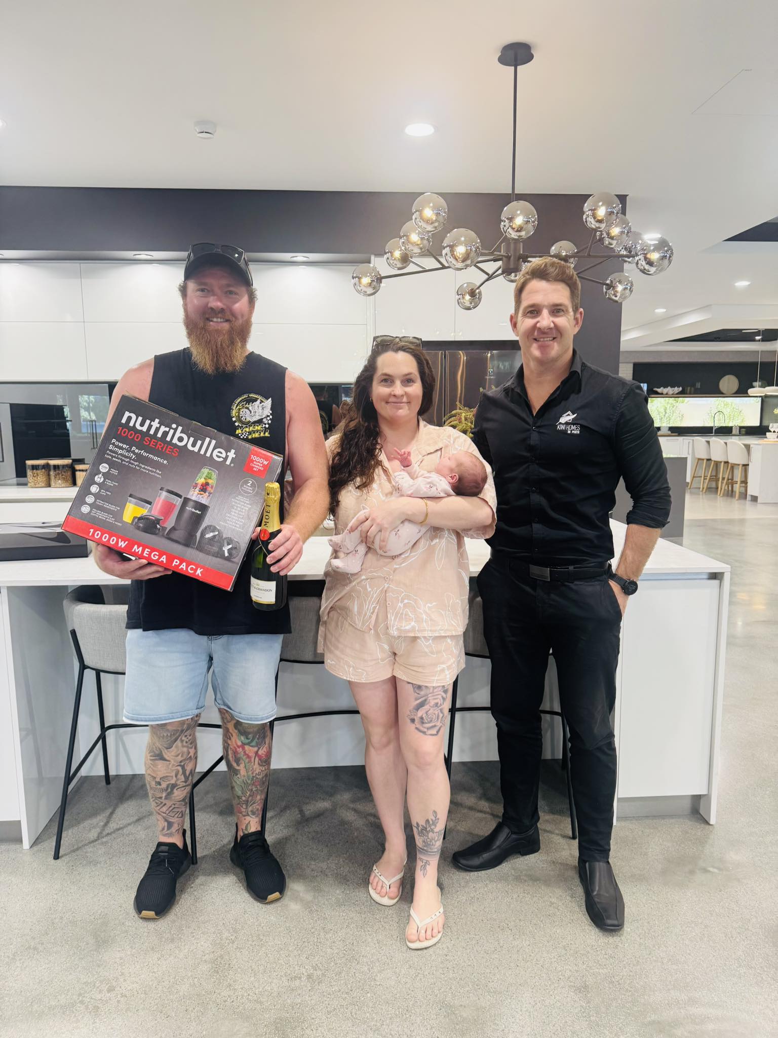 Kiwi - 🔑🏡 KEY HANDOVER 🏡🔑 A massive CONGRATULATIONS to my clients ...