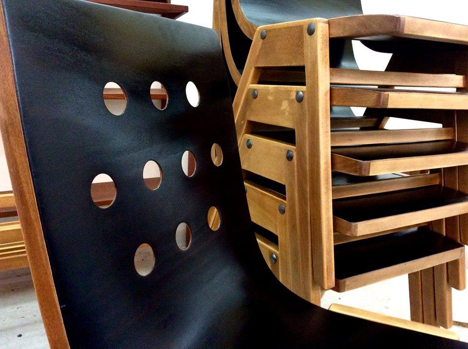 Vintagerie - ♥ Der Roland Rainer Stadthallen-Stuhl. Mit... | Facebook