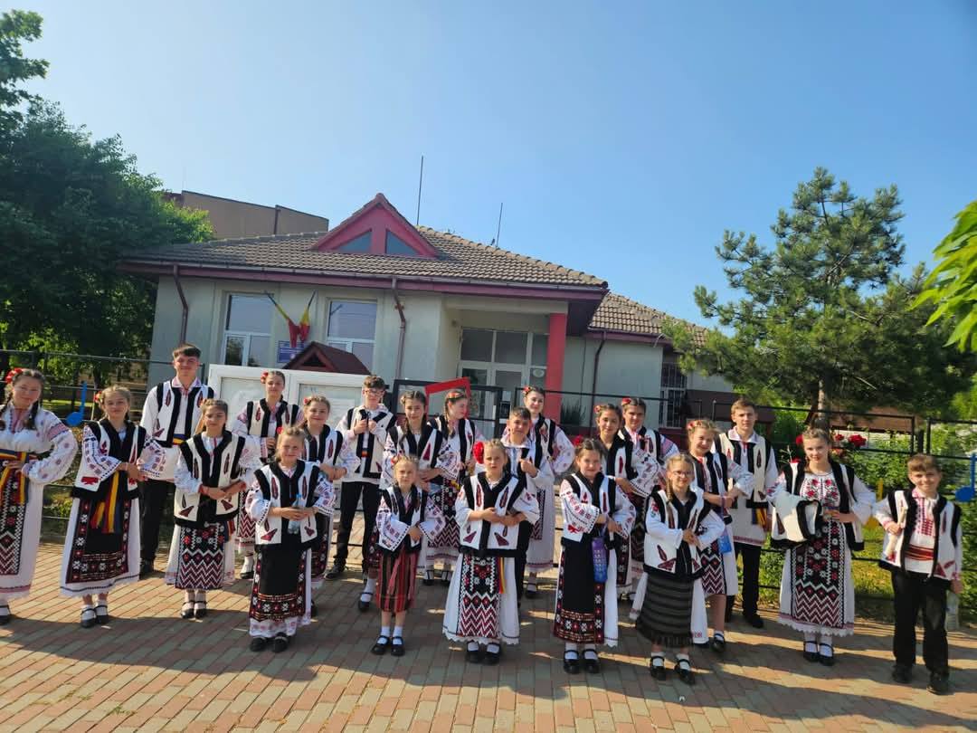 Festivalul National de Muzica Populara ”Bujoreii Muzicali” | Mangalia