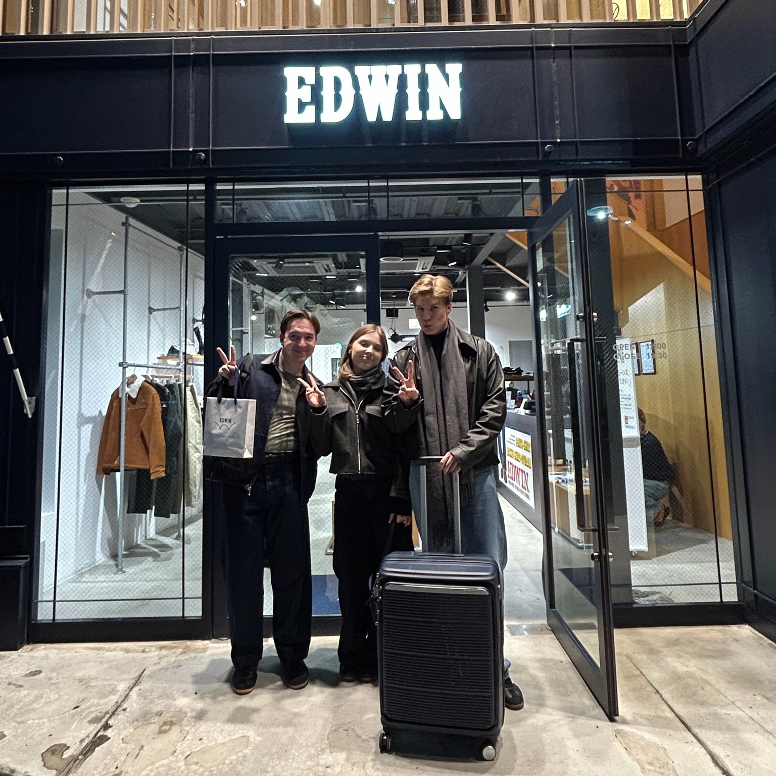 EDWIN TOKYO HARAJUKU (渋谷区神宮前3-18-23... - EDWIN TOKYO HARAJUKU