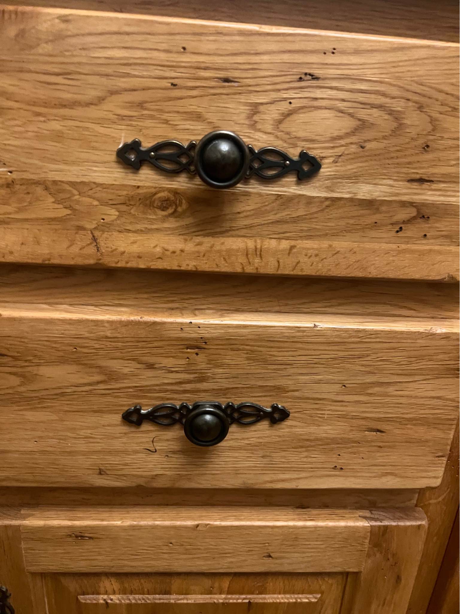 Solid oak side board - Buffets & Sideboards - Barnoldswick, Lancashire ...