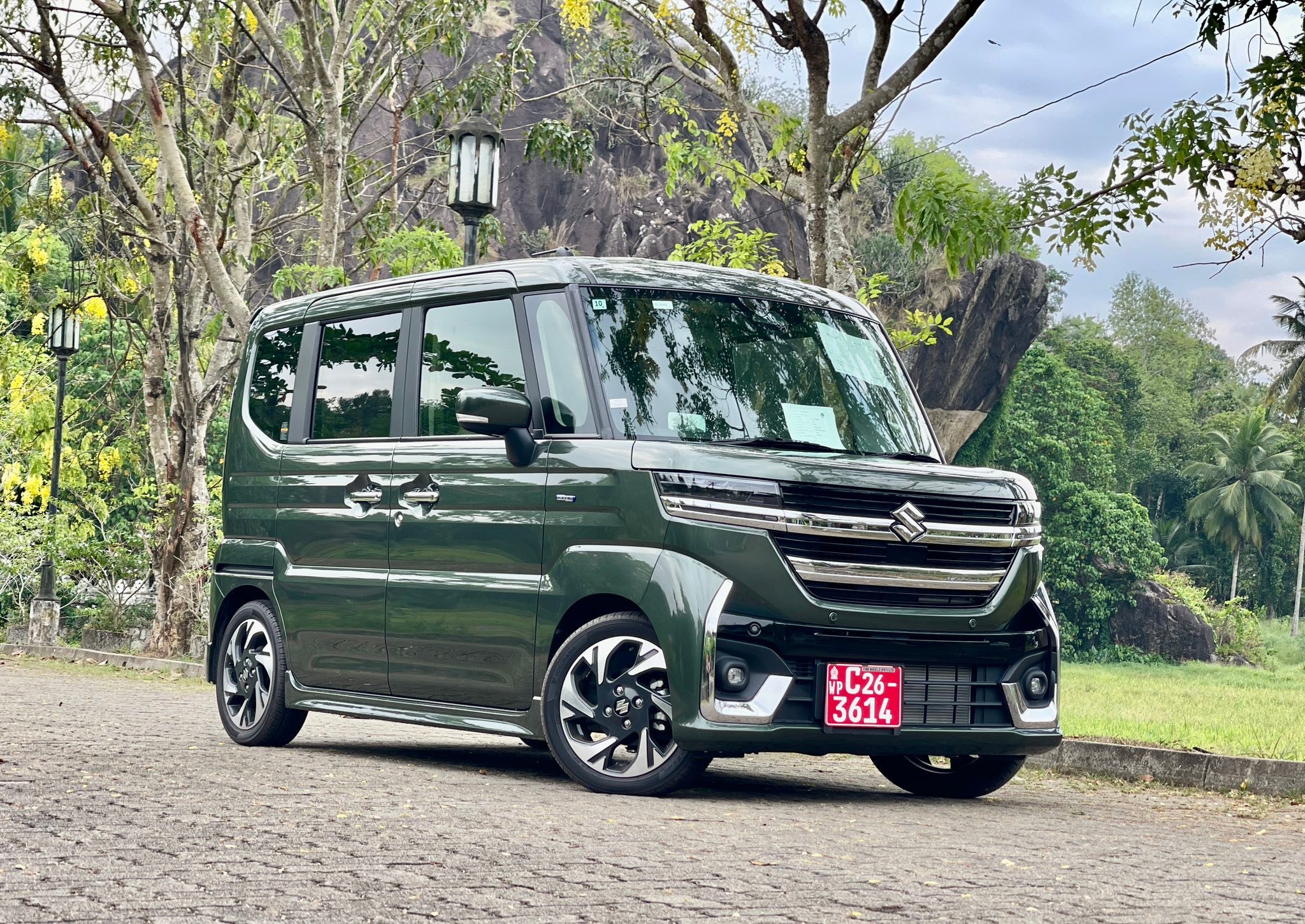SUZUKI SPACIA CUSTOM XS TURBO SPECIAL 📞 0777698967 Brand New Dark