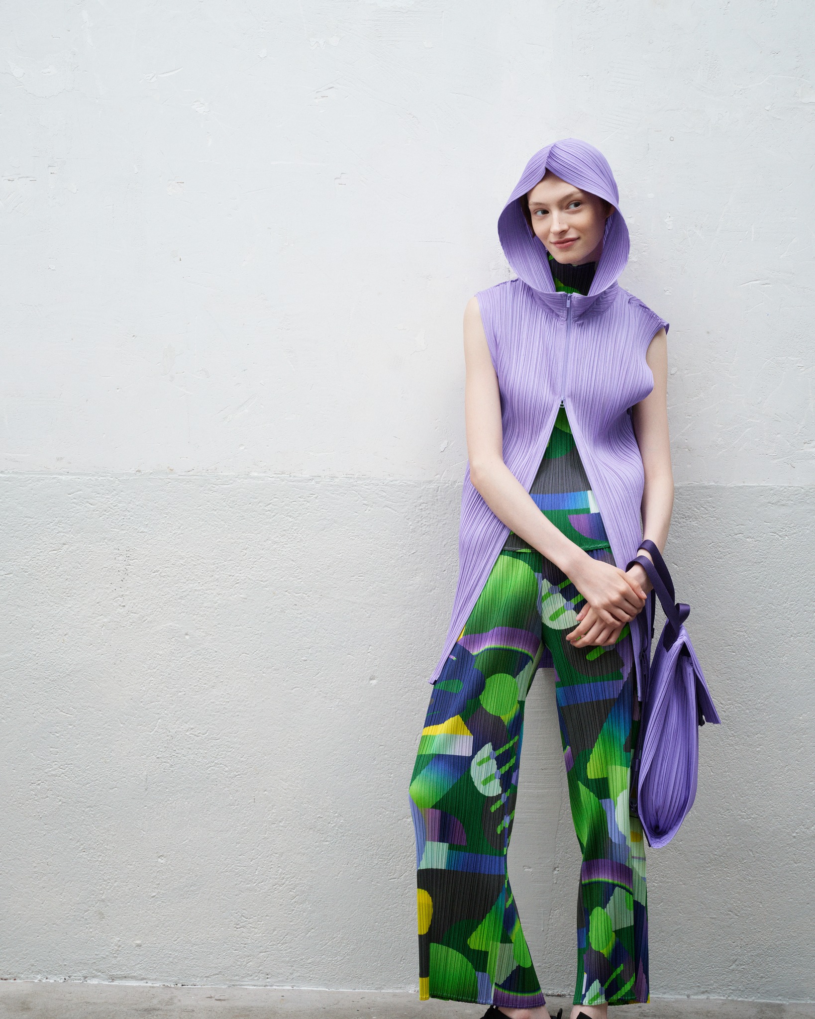 パンツ PLEATS PLEASE ISSEY MIYAKE PLAYGROUND PLEATS PLEASE ISSEY MIYAKE SPRING/SUMMER 2026​ 