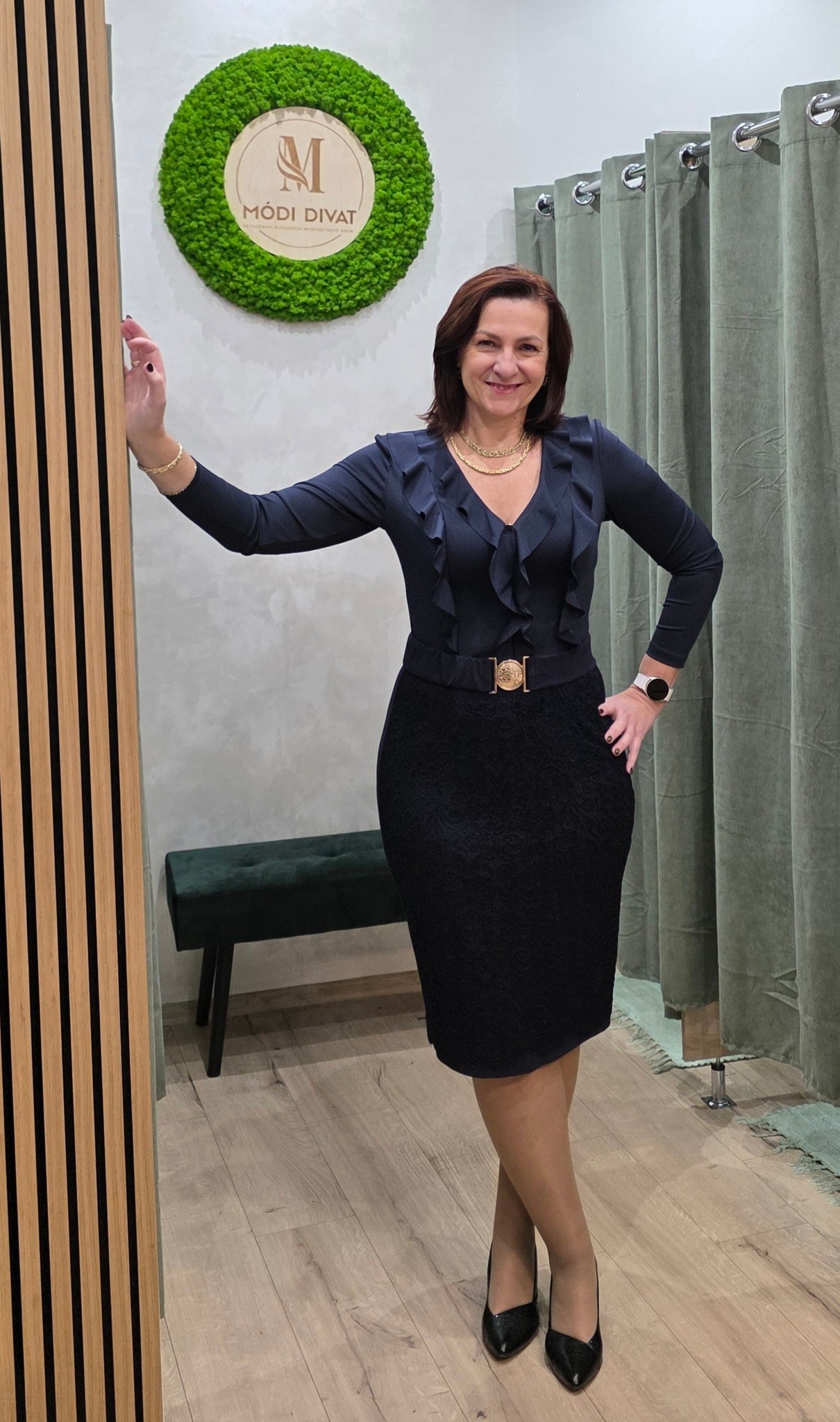 MÓDI DIVAT Női és Férfi divatáru,táska,cipő TARA - MYA Fashion ...