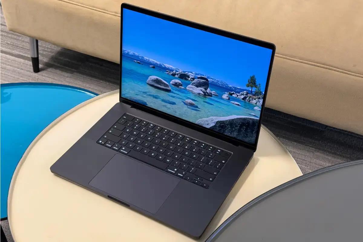 MacBook Pro 16” M3 Max 36gb Ram 1Tb Ssd