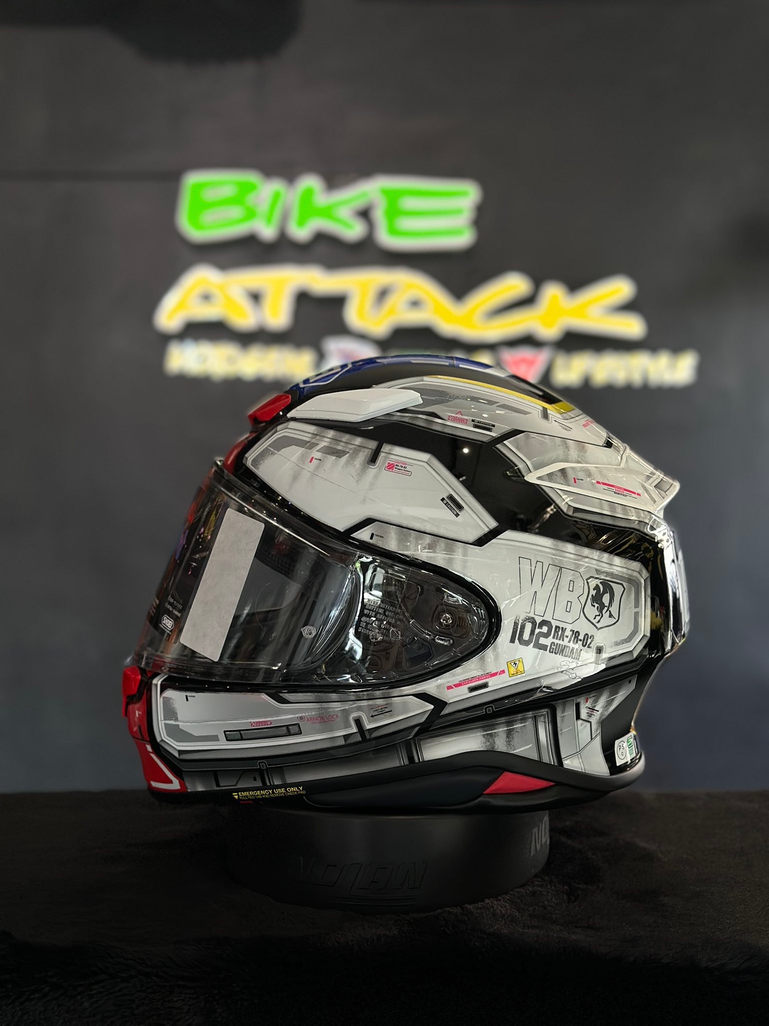 Shoei Z-8 RX-78-02 Gundam TC10 (Limited Edition) Sizes Available