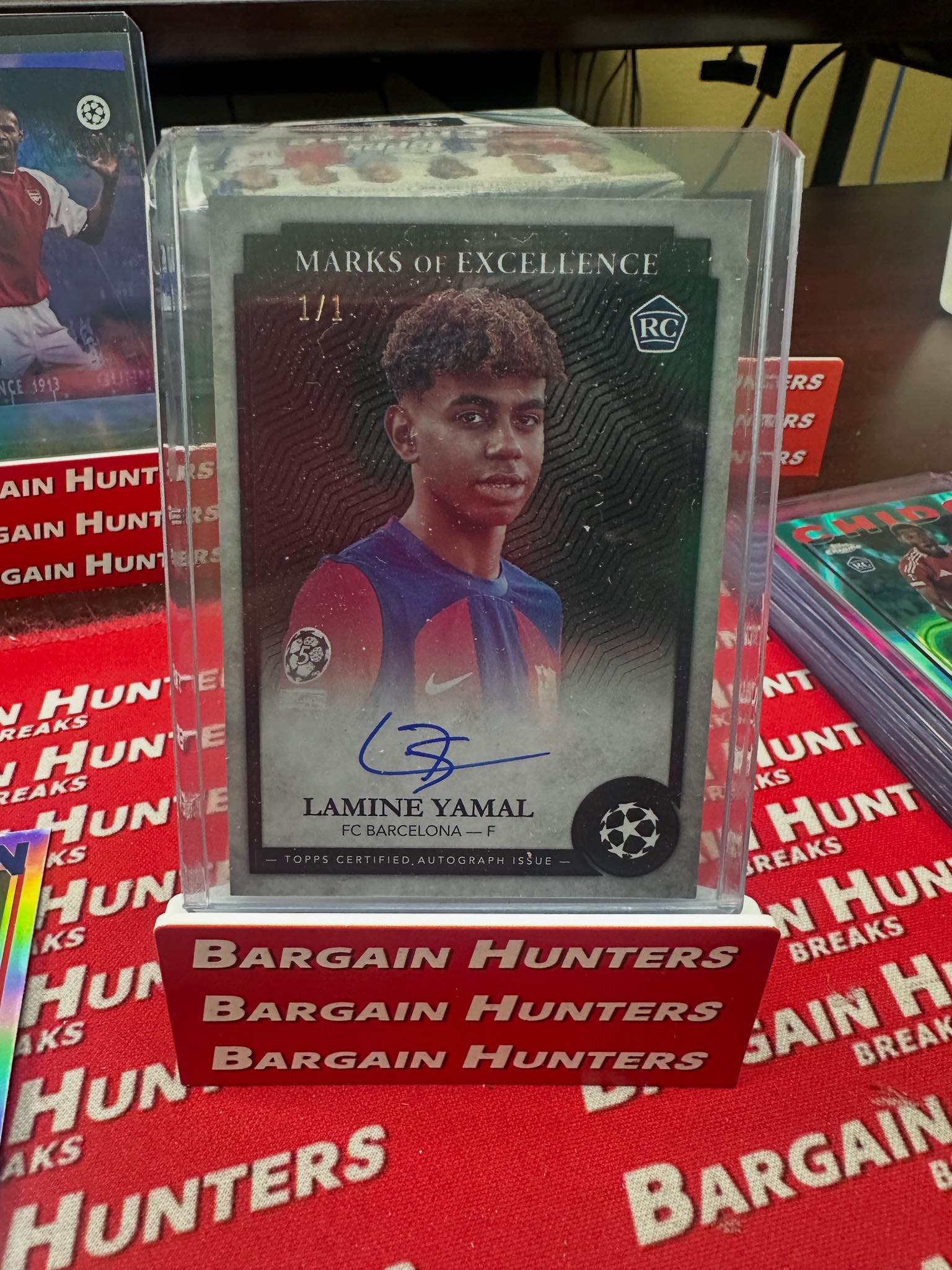 JUST SOLD: This Lamine Yamal 1/1 card featuring an actual piece of 