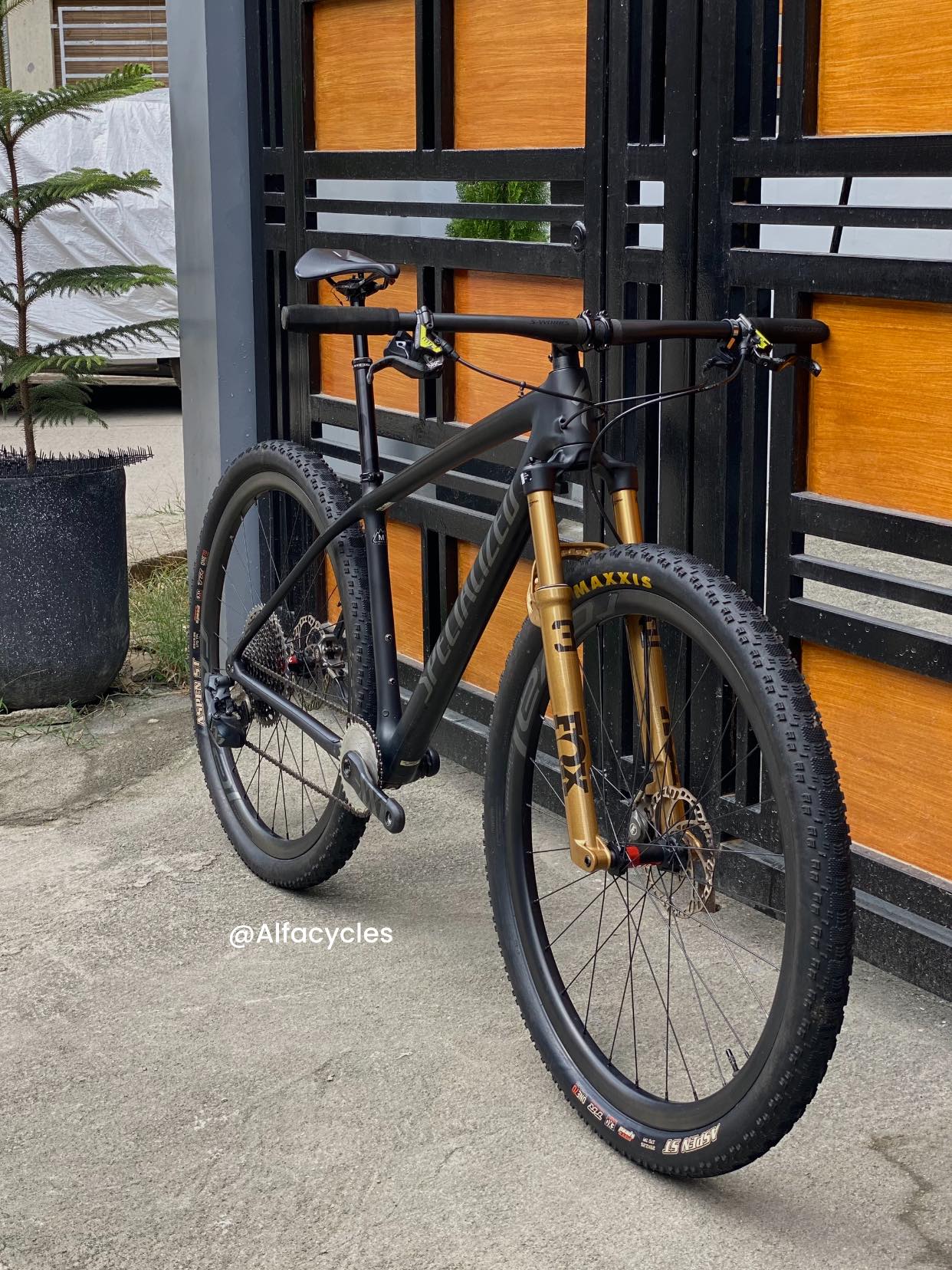 2020 Specialized Epic HT 29 Carbon MTB is Ready Deliver !! Thanks
