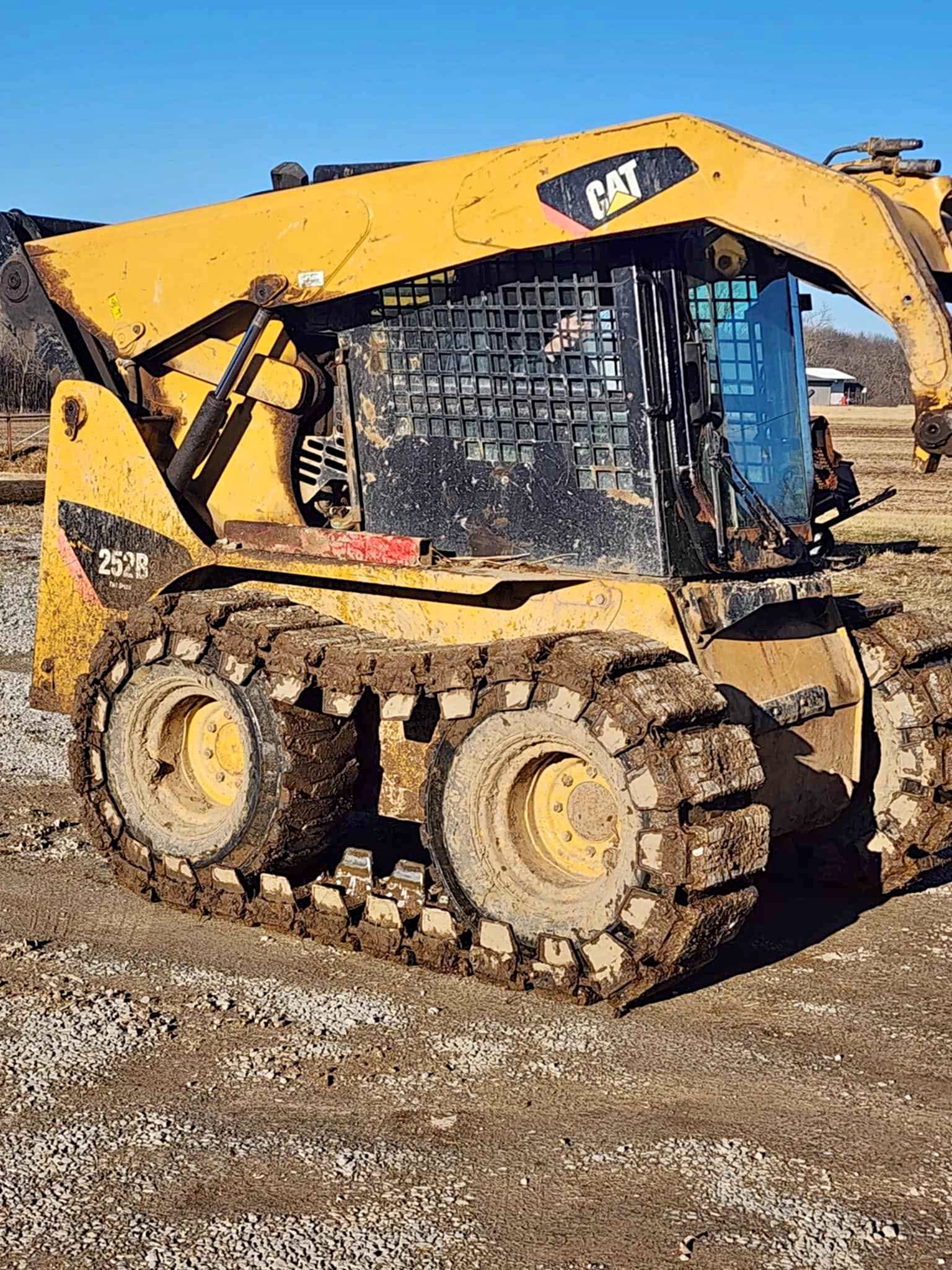 2007 Cat 252B2 Skid Steer - Commercial Vehicles - Mount Victory, Ohio ...