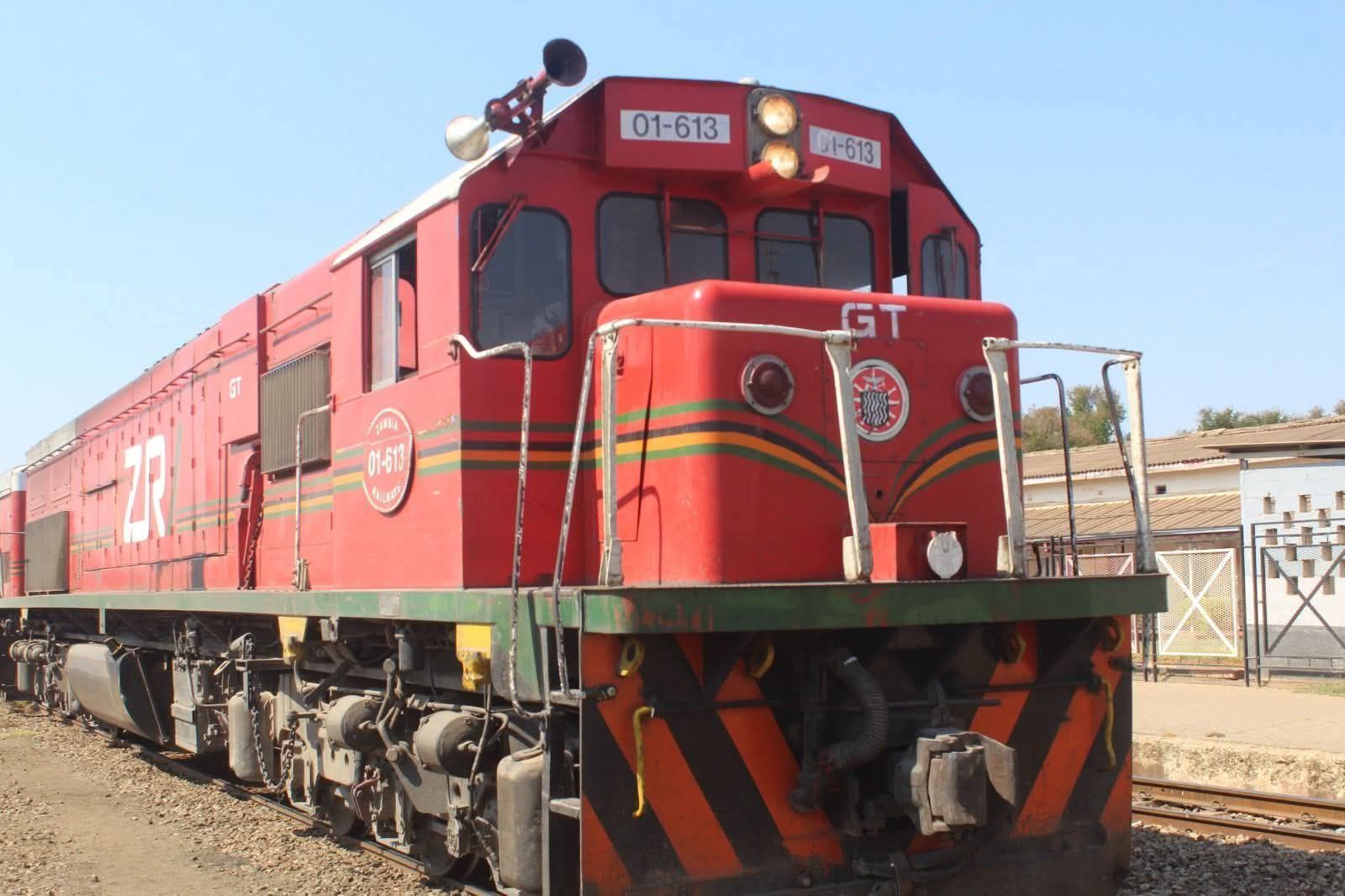 🚨 RAILWAY SAFETY ALERT 🚨 KEEP... - Zambia Railways Limited | Facebook