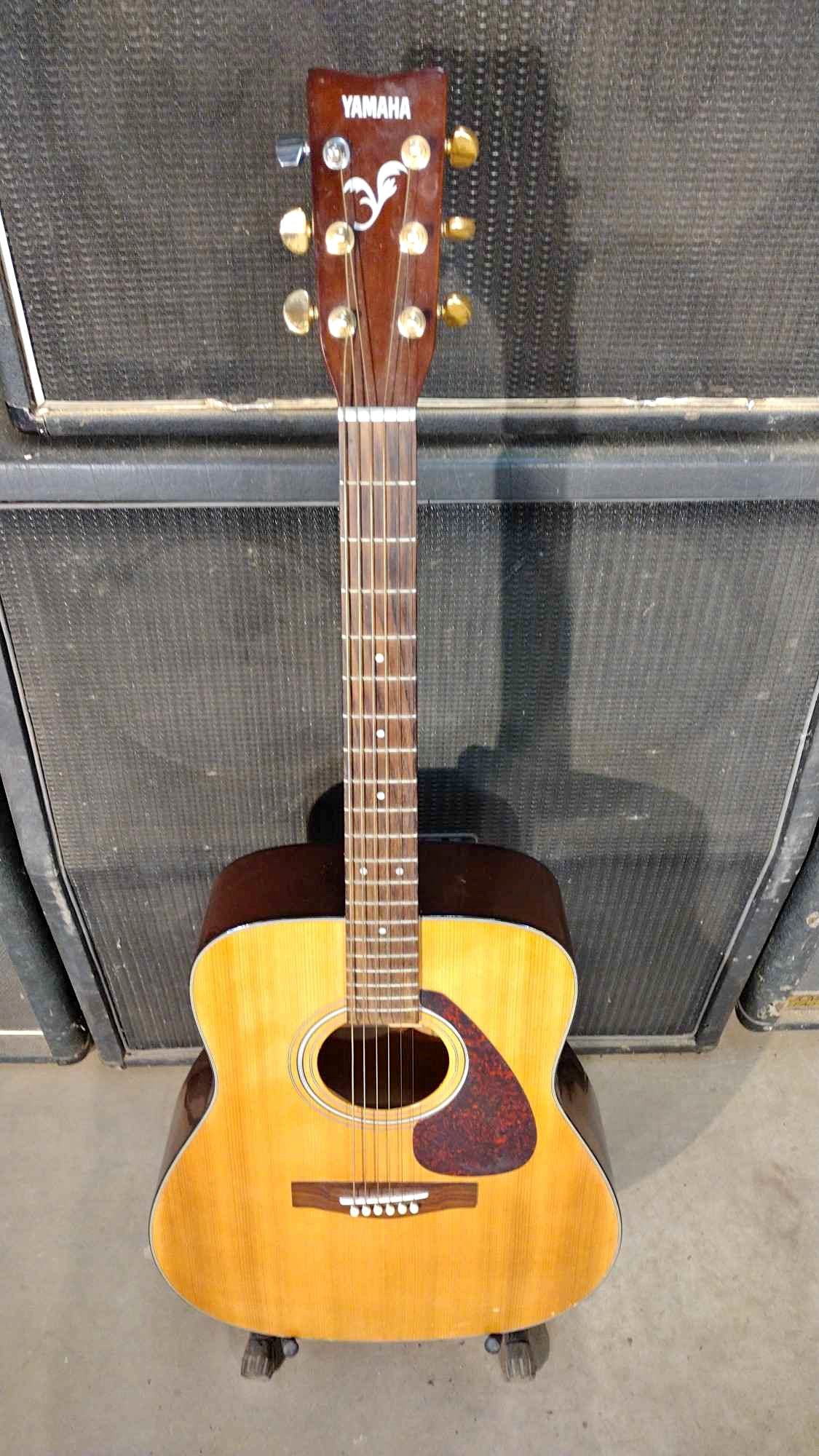 Yamaha f 335 guitar - Acoustic Guitars - Reidville, South Carolina ...