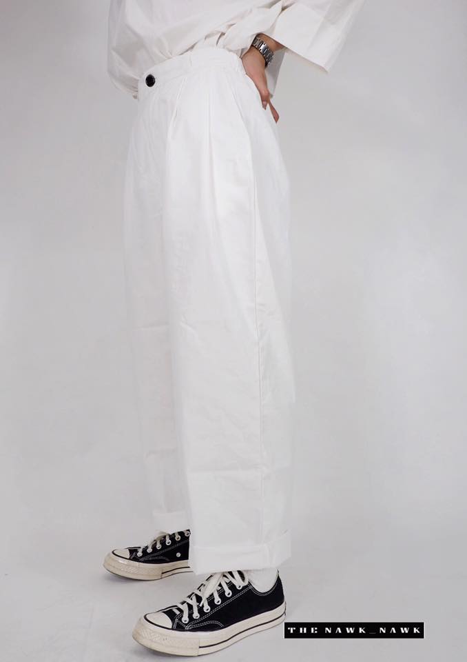 THE NAWK_NAWK - New in!! กางเกง chino ขากระบอกใหญ่...