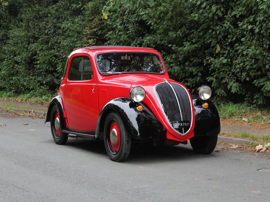 Modellino 1:30 Seconda Guerra Mondiale - Fiat Topolino Nera Con Madre E Figlia (Art Country)