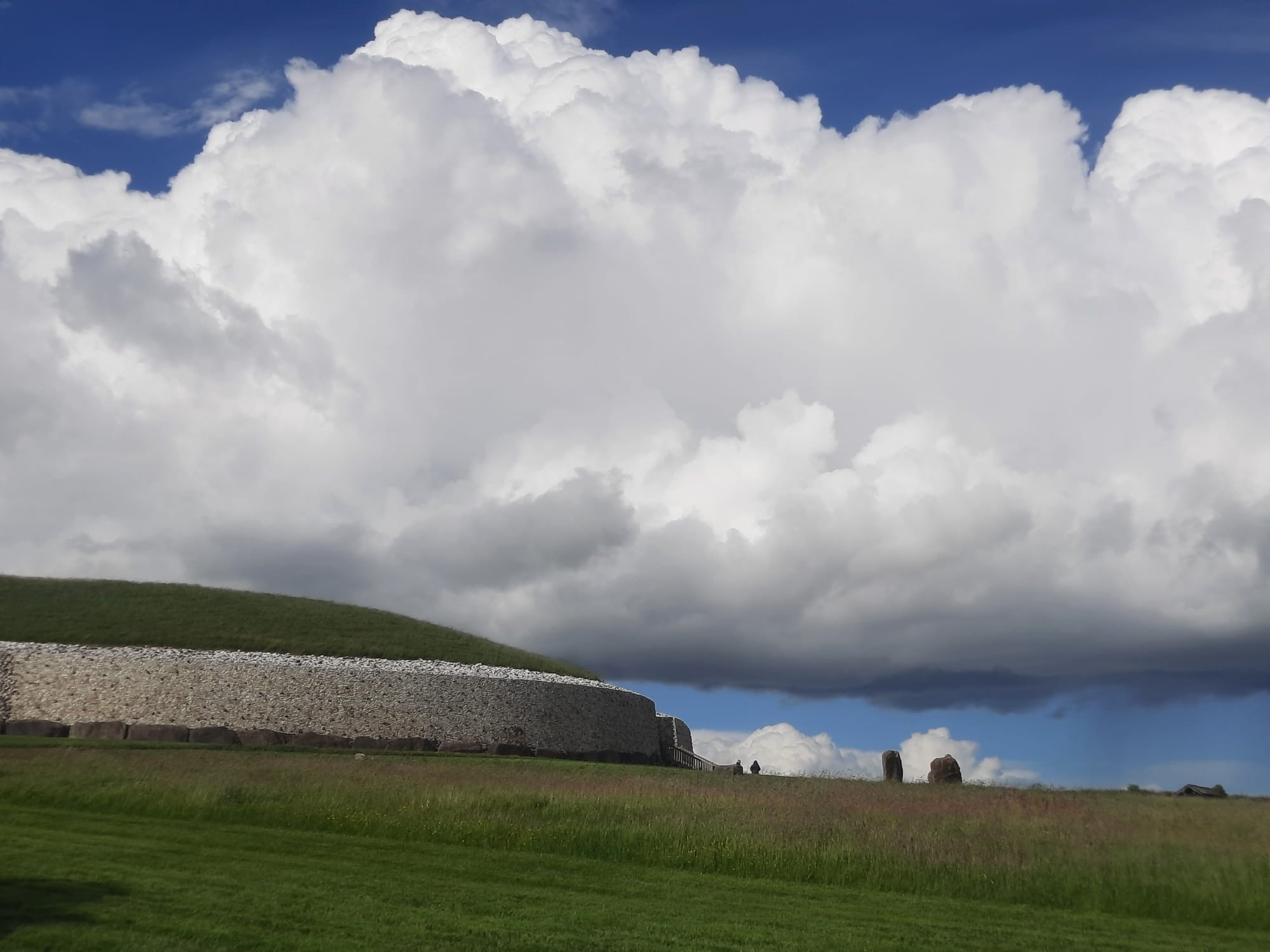 Brú na Bóinne - Newgrange and Knowth | Donore