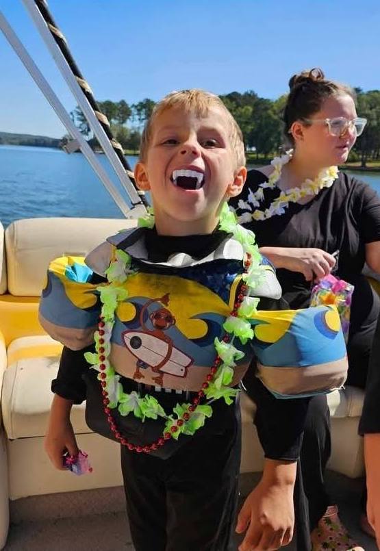 Visit St. Clair - 🚤👻 EEEEK!! It’s Boo Bash on Logan Martin... | Facebook