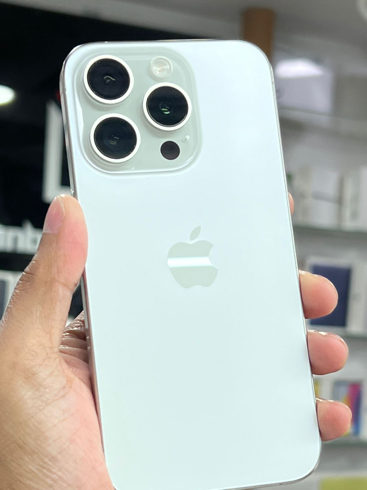 Pre-owned ?????? ?? ???? < Storage 256GB < Battery 
