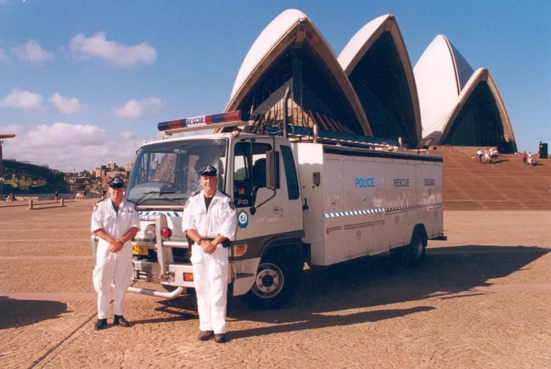 New - NSW Police Force , Police Rescue Squad outside the Sydney Opera ...