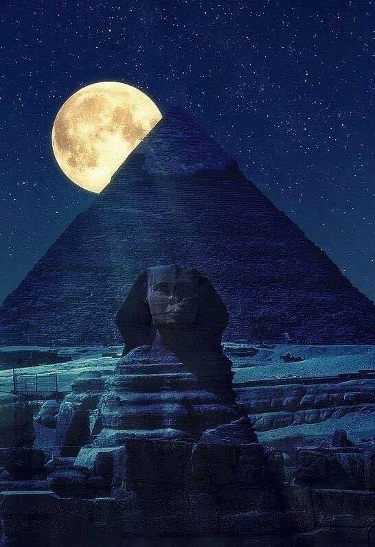 Infinite - 🌕🏜️ Full Moon Over the Giza Pyramid, Egypt 🏜️🌕 On the edge ...