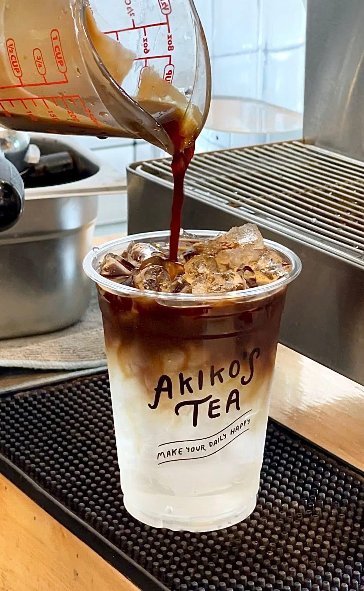 Akiko's Tea Dannok | Sadao