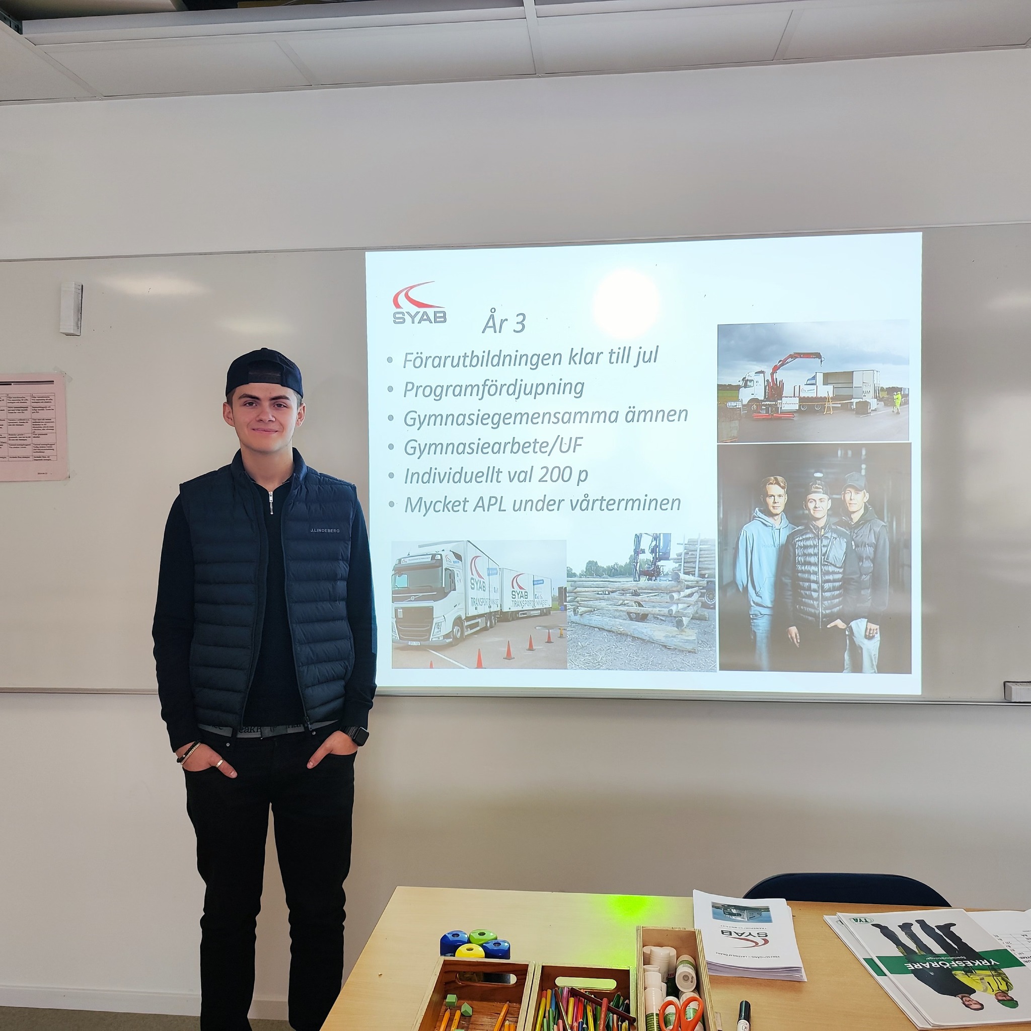 SYAB - Idag har vår trafiklärare Emma tillsammans med... | Facebook