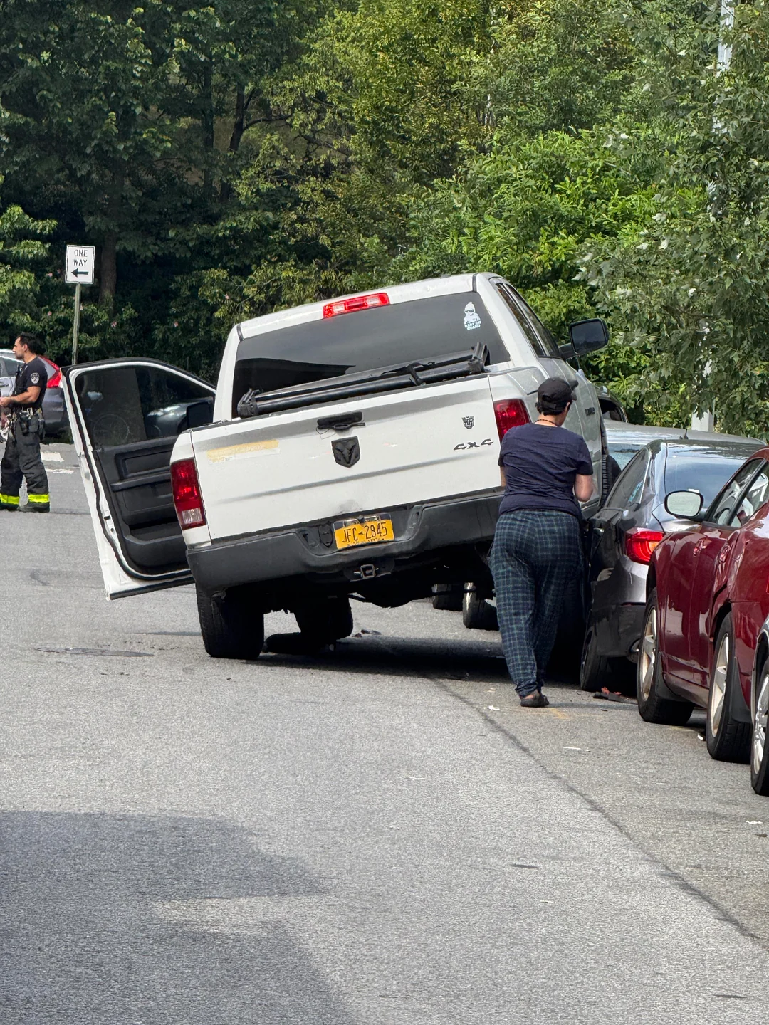 Truck - Drunk driver crashes into parked cars This is what we are ...