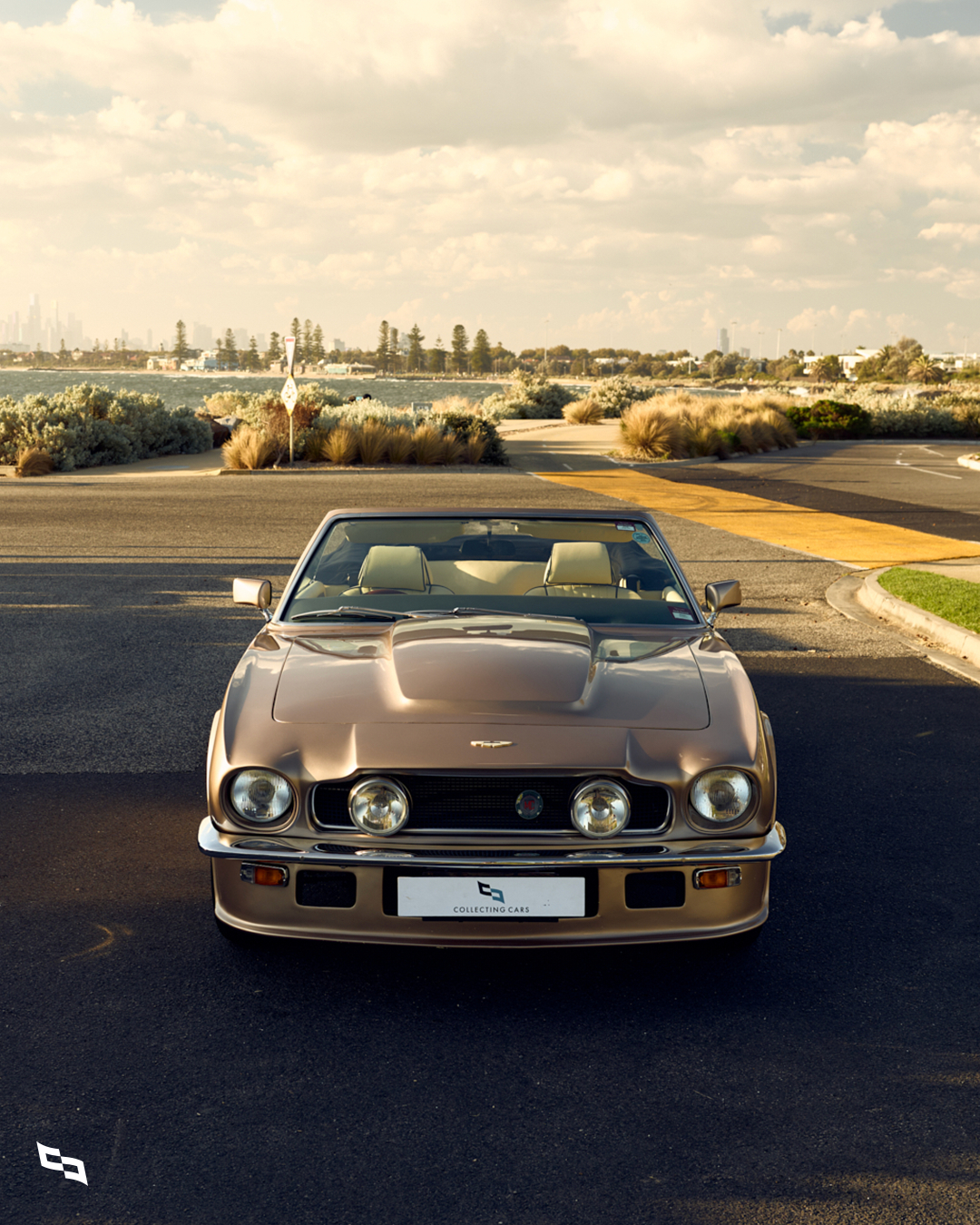Leather, wood, and a proper V8 soundtrack.⁠ ⁠ This 1980 V8 Volante