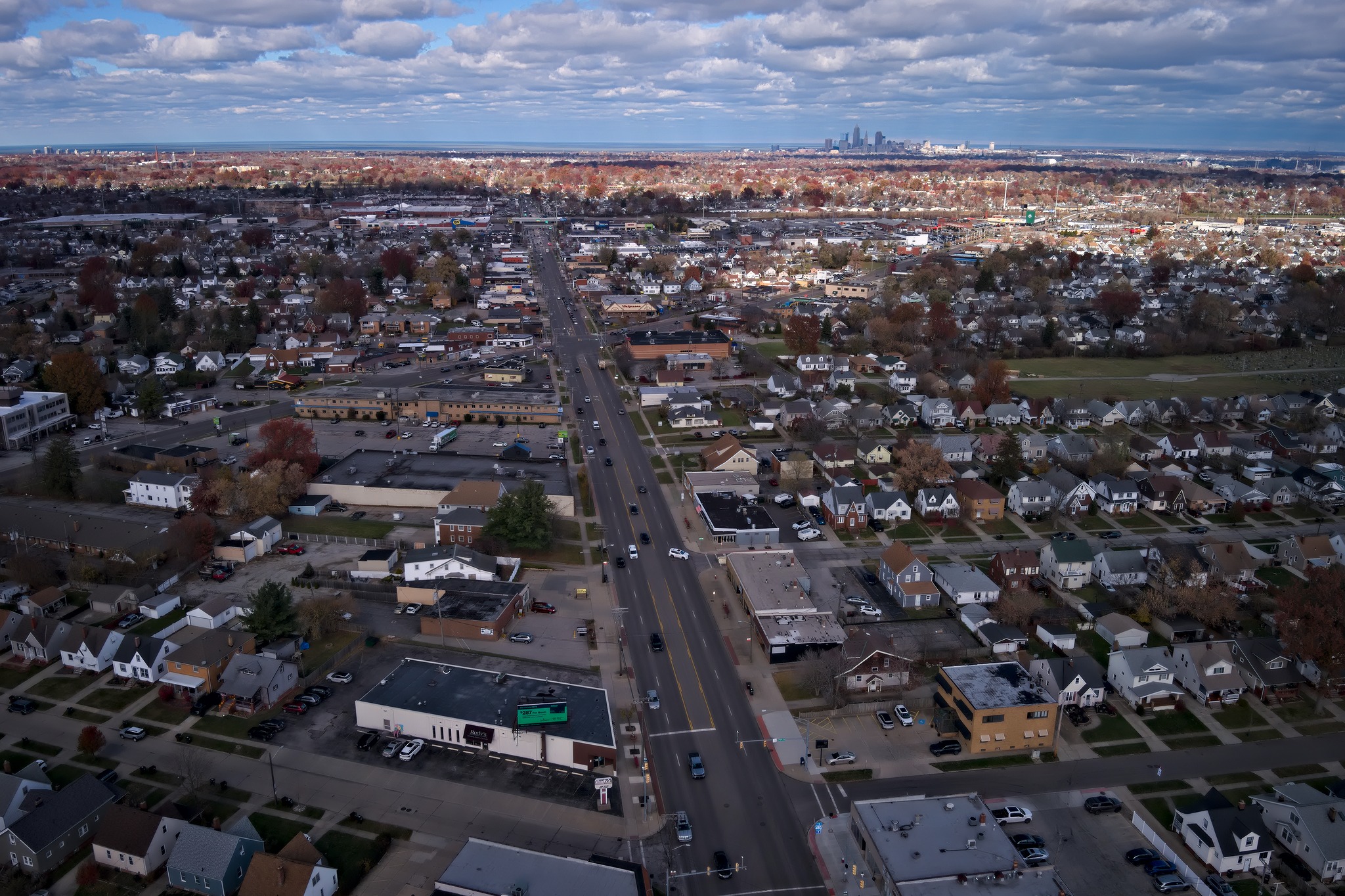 Propped - Ridge Road pointing north through Parma with downtown ...