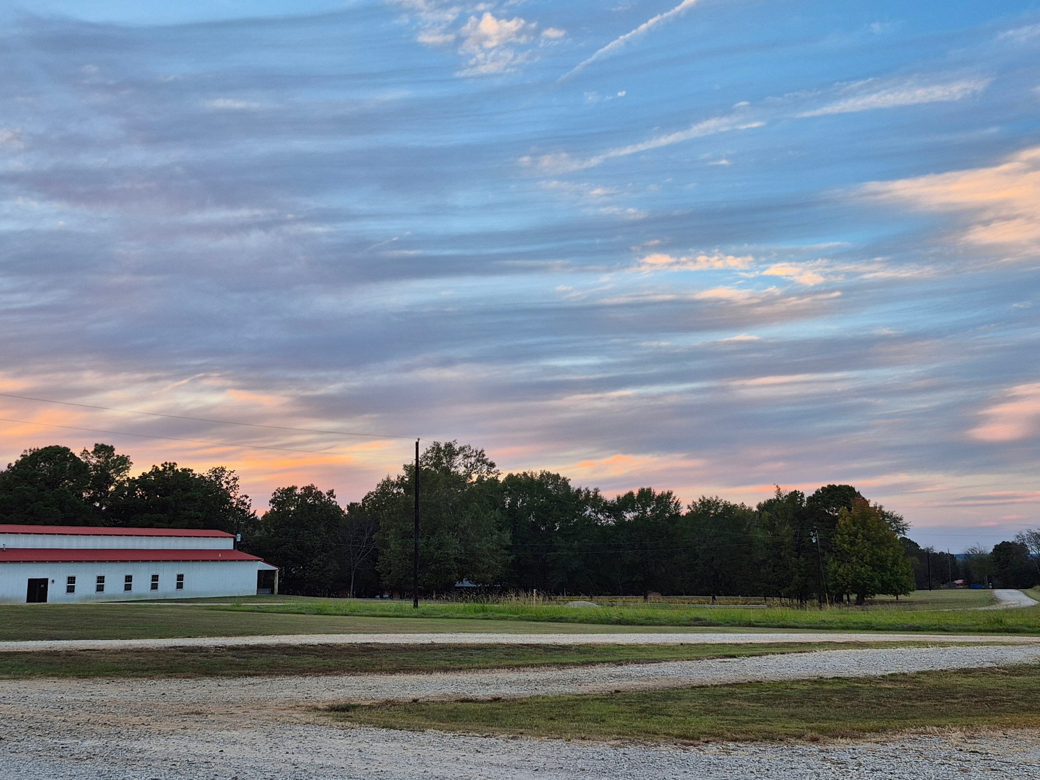 Bugscuffle Inn and RV Park... - Bugscuffle Inn and RV Park