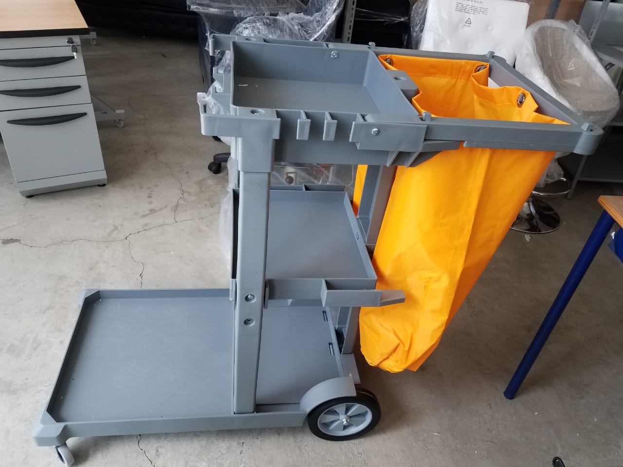 CARRO RECOLECTOR DE ROPA Carro de... - Comercial Montero | Facebook