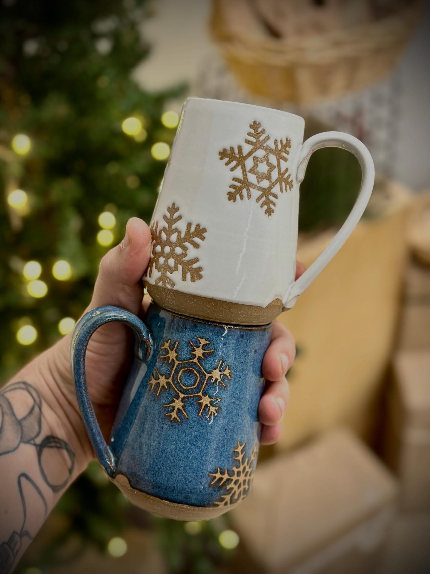 Gallery Mostaza open for holiday shopping