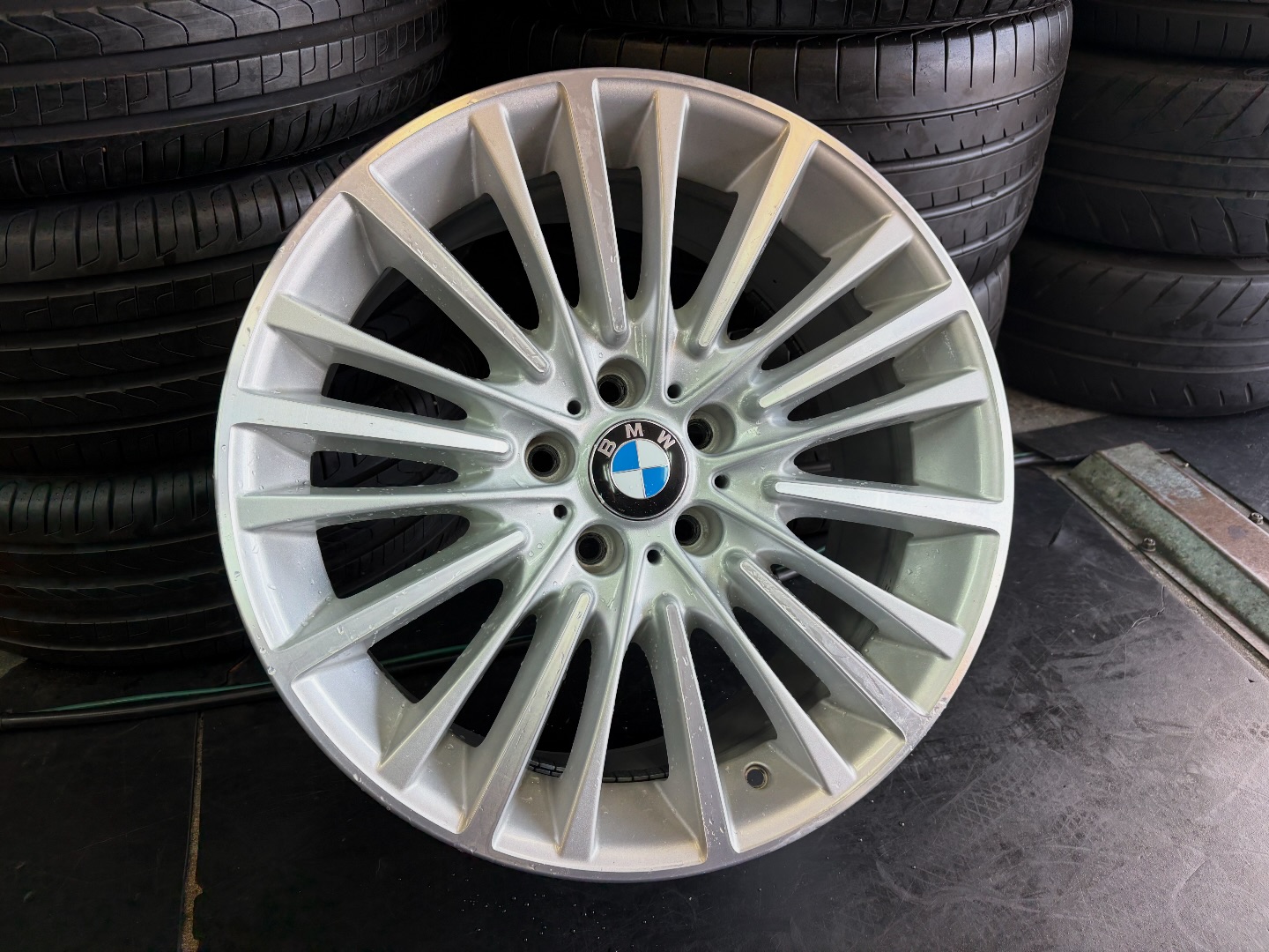 希少 BMW 5シリーズ（F10,F11）オプション純正 マルチスポーク455