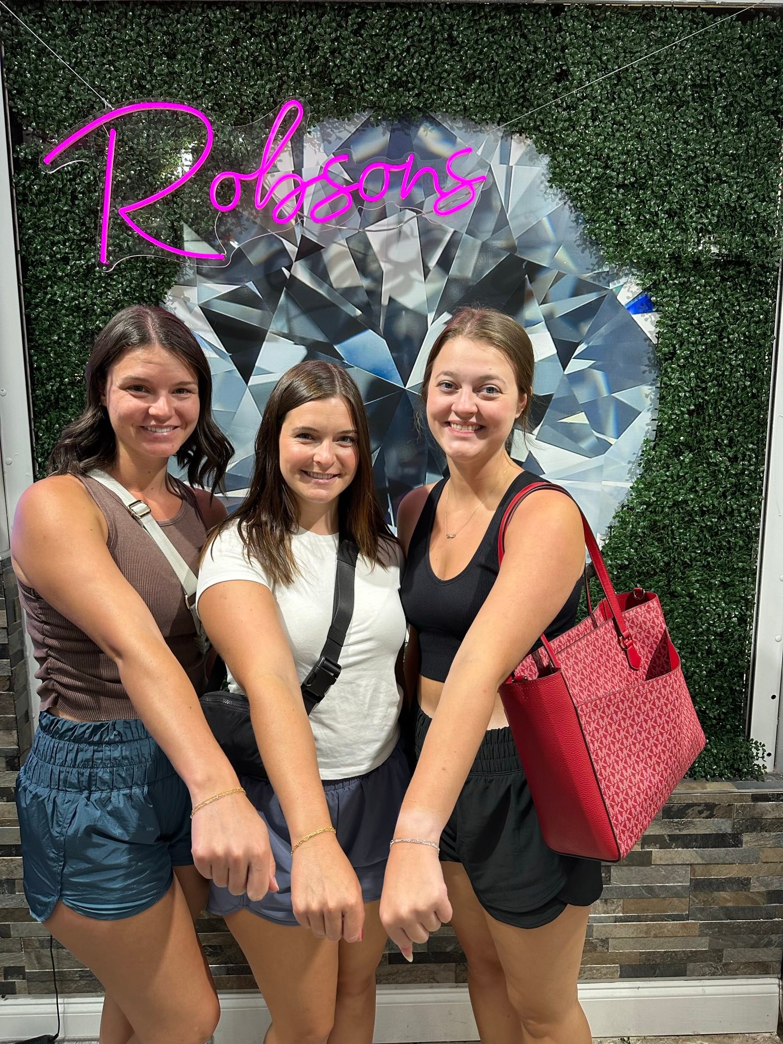 Robson's Diamond Jewelers... - Robson's Diamond Jewelers