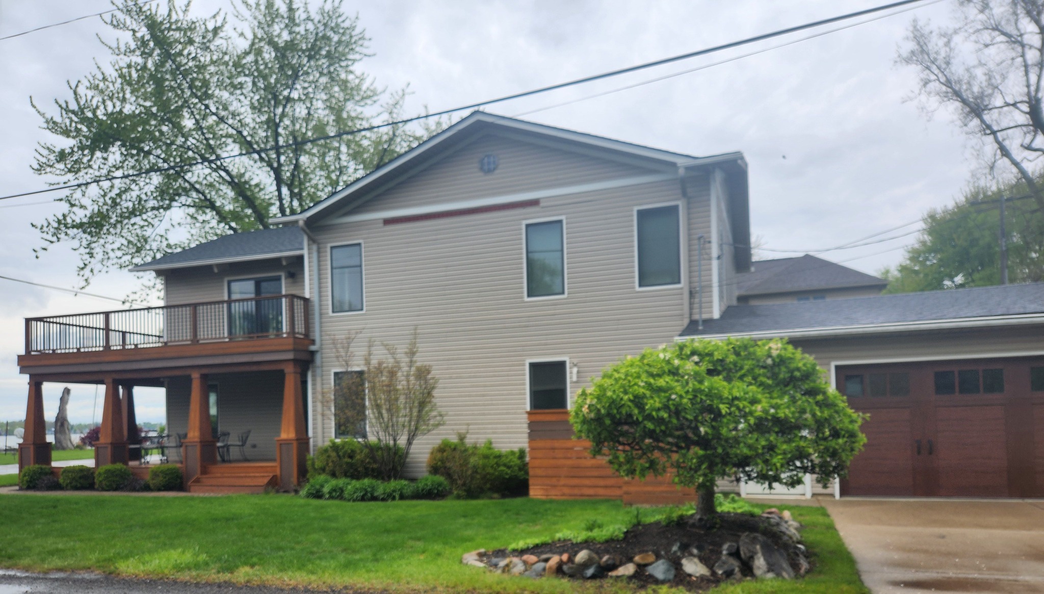 I need help picking a hardie board color! Aged pewter or a grayish
