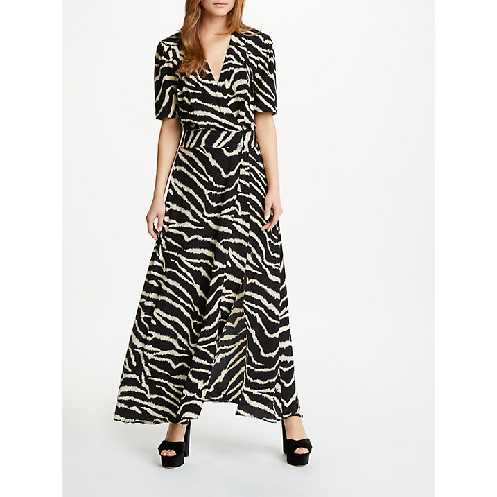 what is snappy casual dress Conquer Closet Chaos: The CasualGuide to Editing Your Closet Like a Pro! More than its eye Snappy Casual Dress Code |