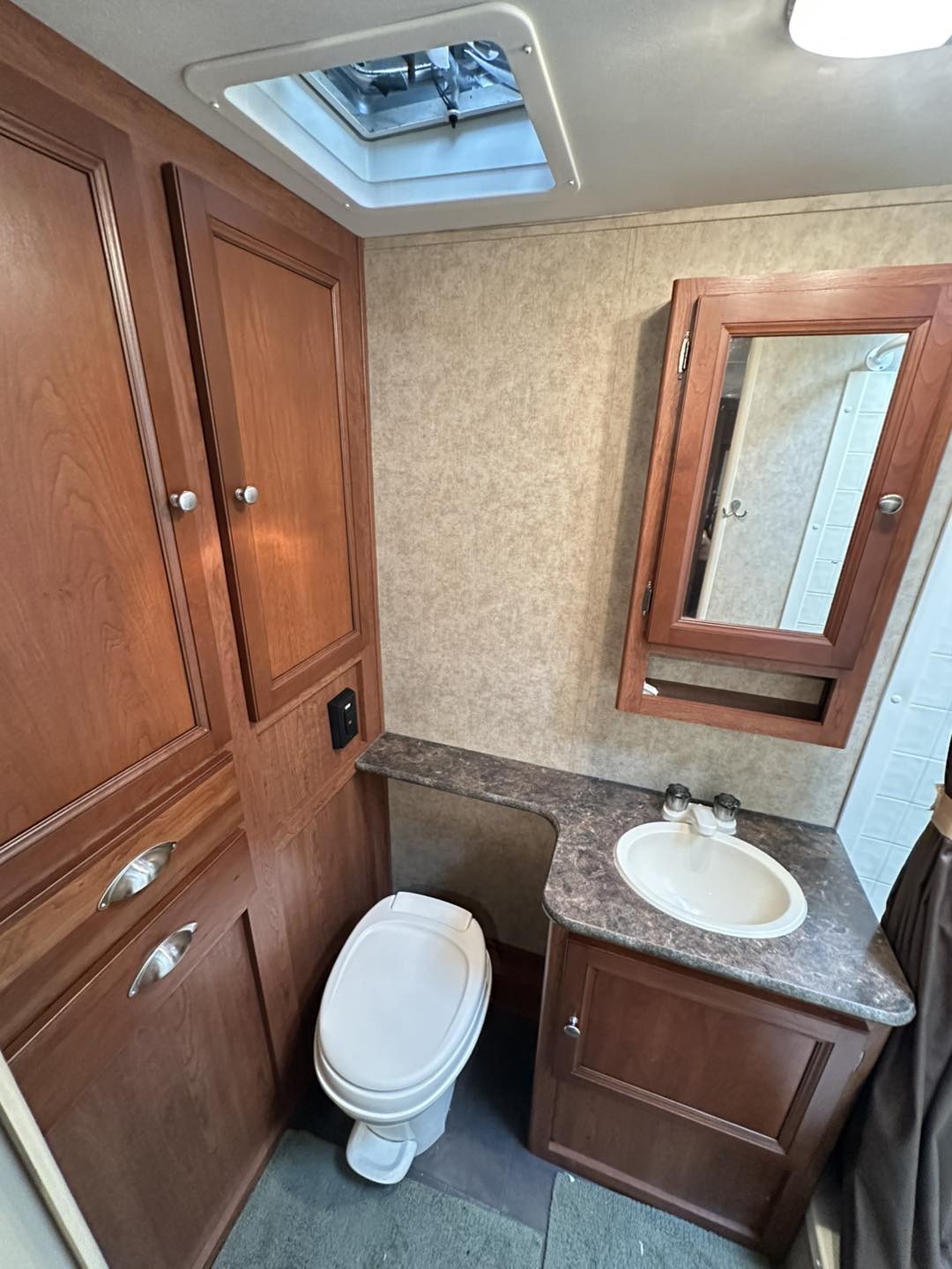 Happy Days Auto And Rvs added a... - Happy Days Auto And Rvs