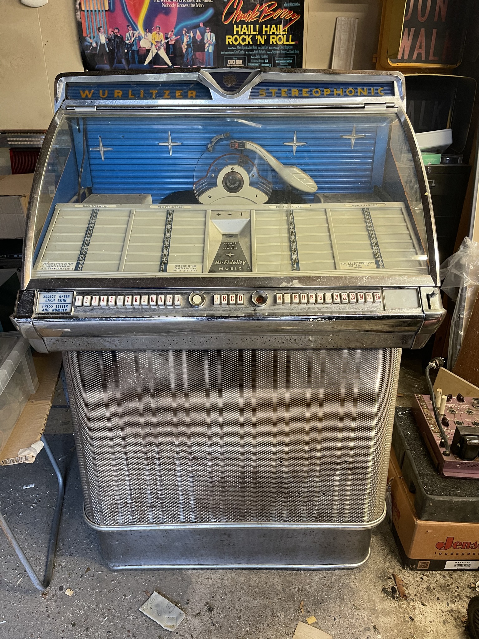 Restoring 1968 Wurlitzer Americana II jukebox in Johannesburg