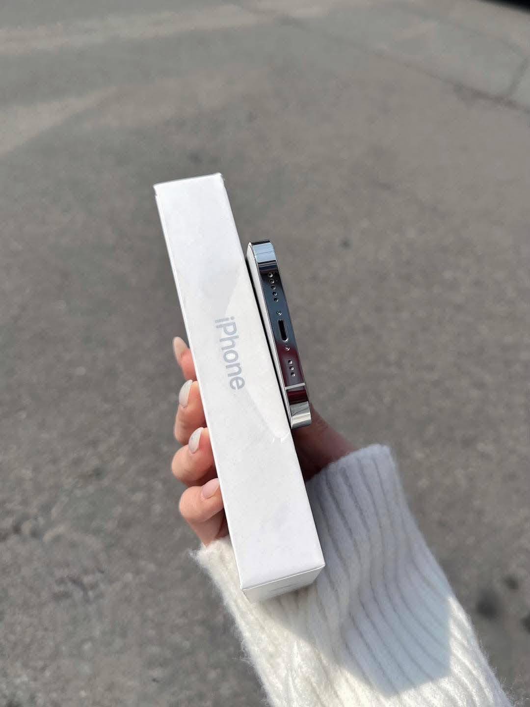 iPhone 14pro 256GB Brand new condition / Battery:100% 790.000 won