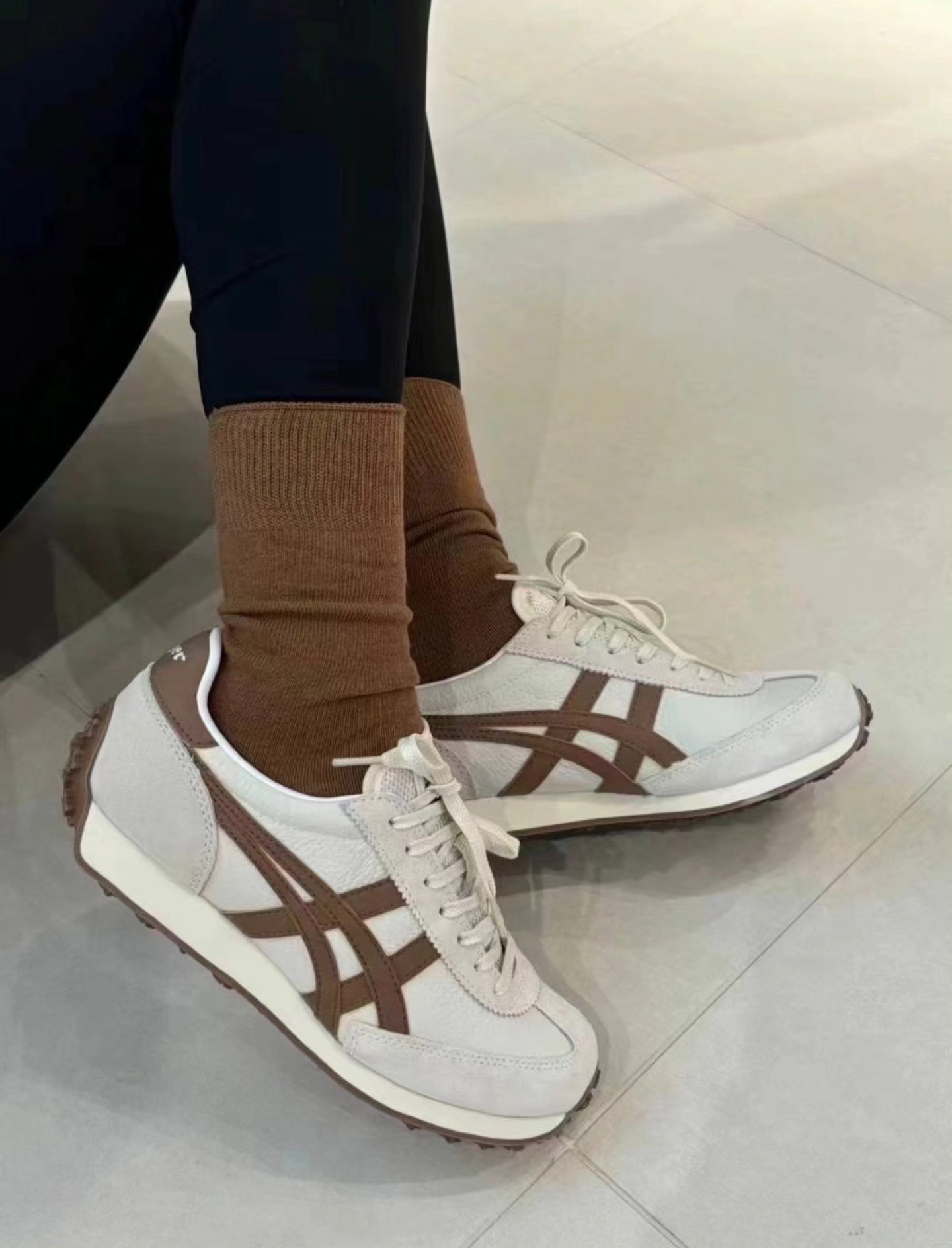 🇯🇵Onitsuka Tiger 鬼冢虎颜色∶BIRCH/MOCHA BROWN 美拉德配色治愈了