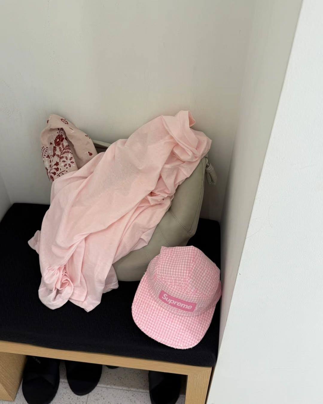 ꒰ pre oder ꒱Supreme💕 Monogram Gingham Camp Cap Pink - 26SS Rare