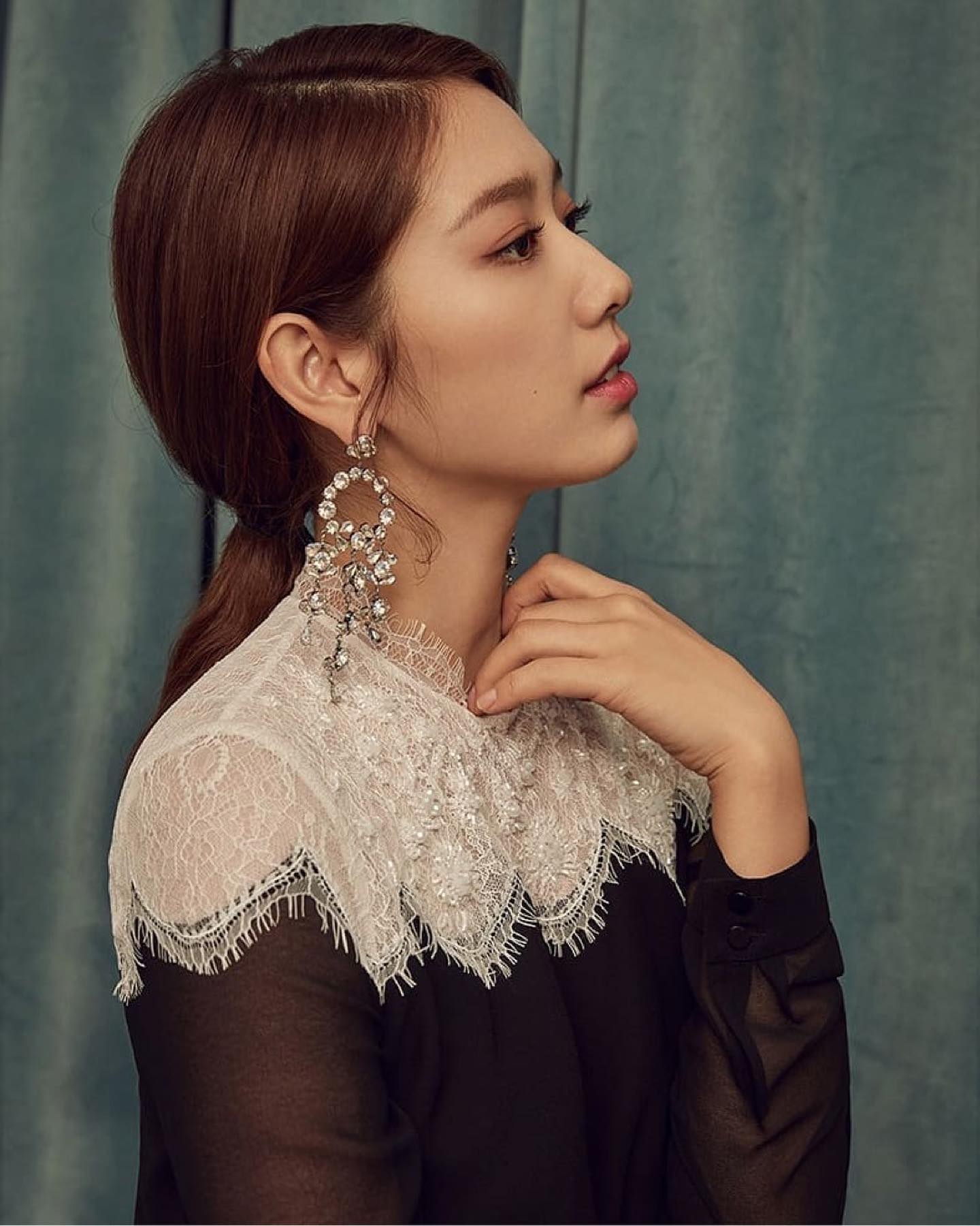 #ParkShinHye #MyHallyuQueen 👸 ️ Posted @withrepost • @texherald #텍스헤럴드 ...