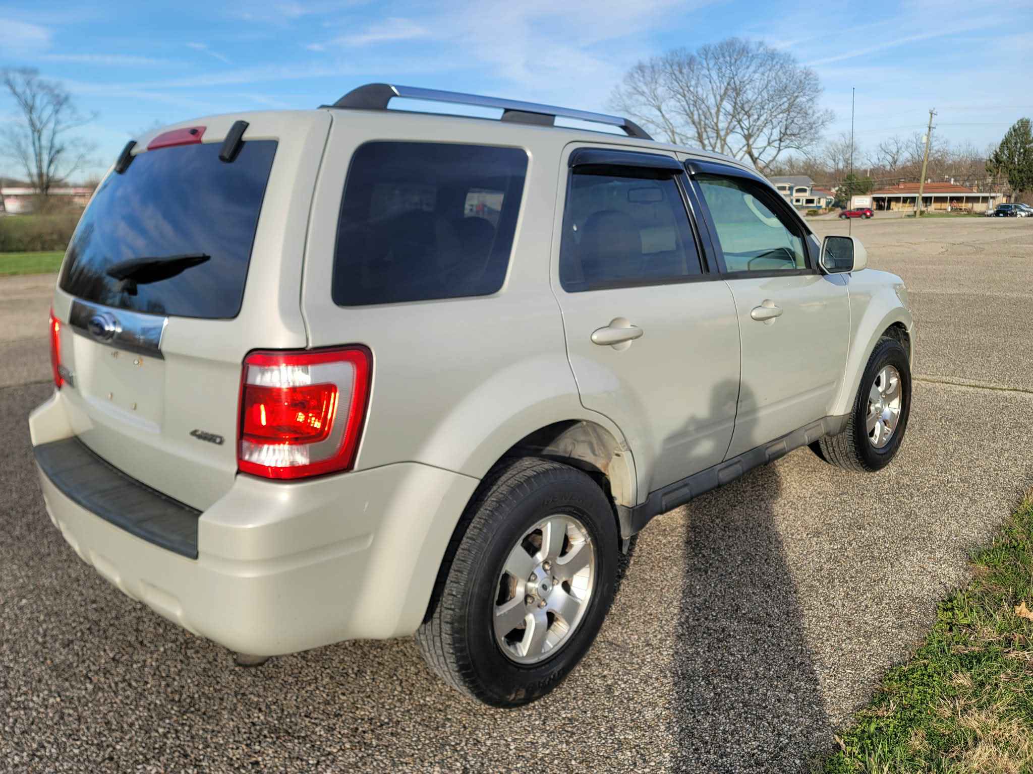 2009 Ford Escape · XLT Sport SUV 4D - Cars & Trucks - Fairfield, Ohio ...