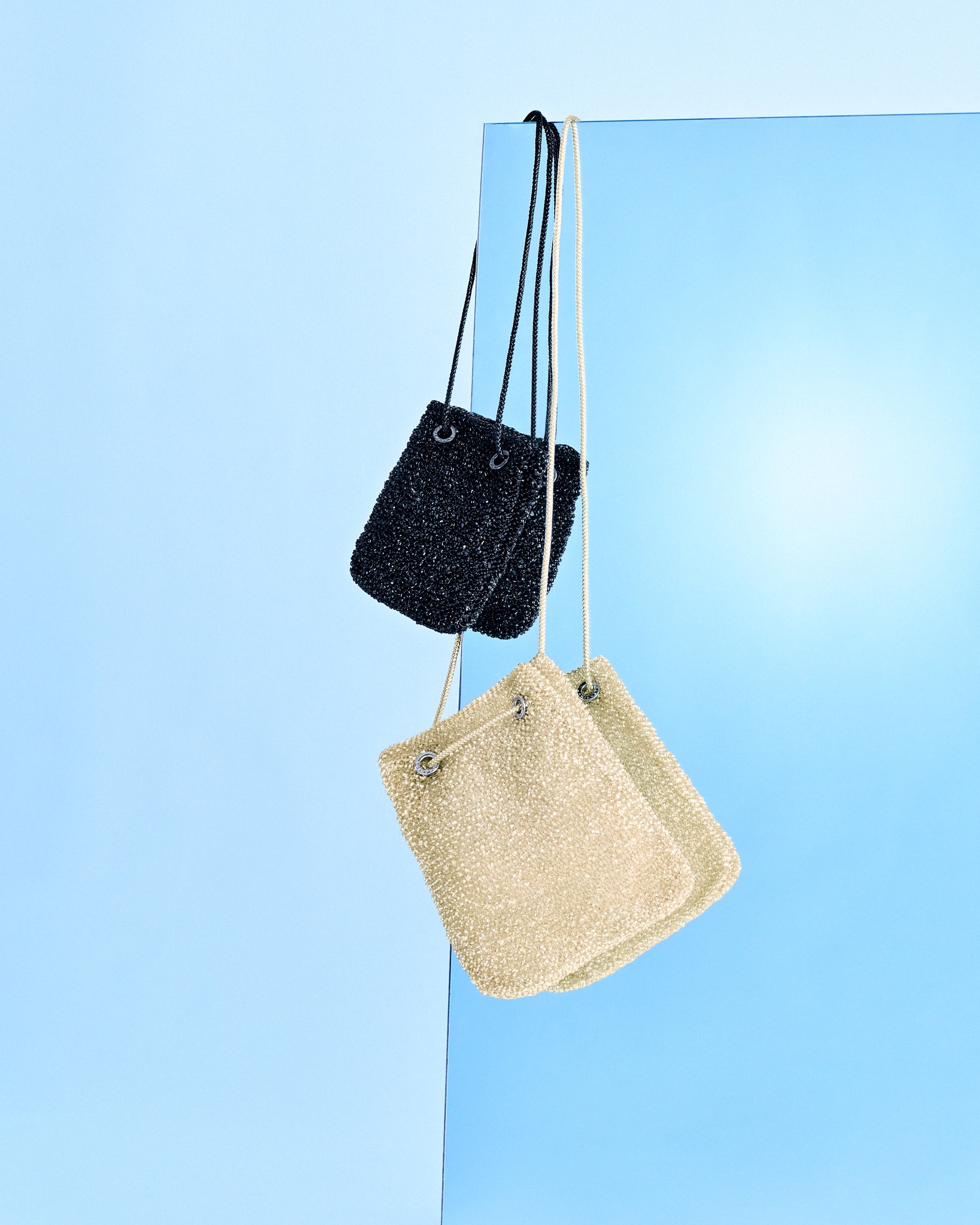 ANTEPRIMA - Step into elegance with the STANDARD MINIATURA 