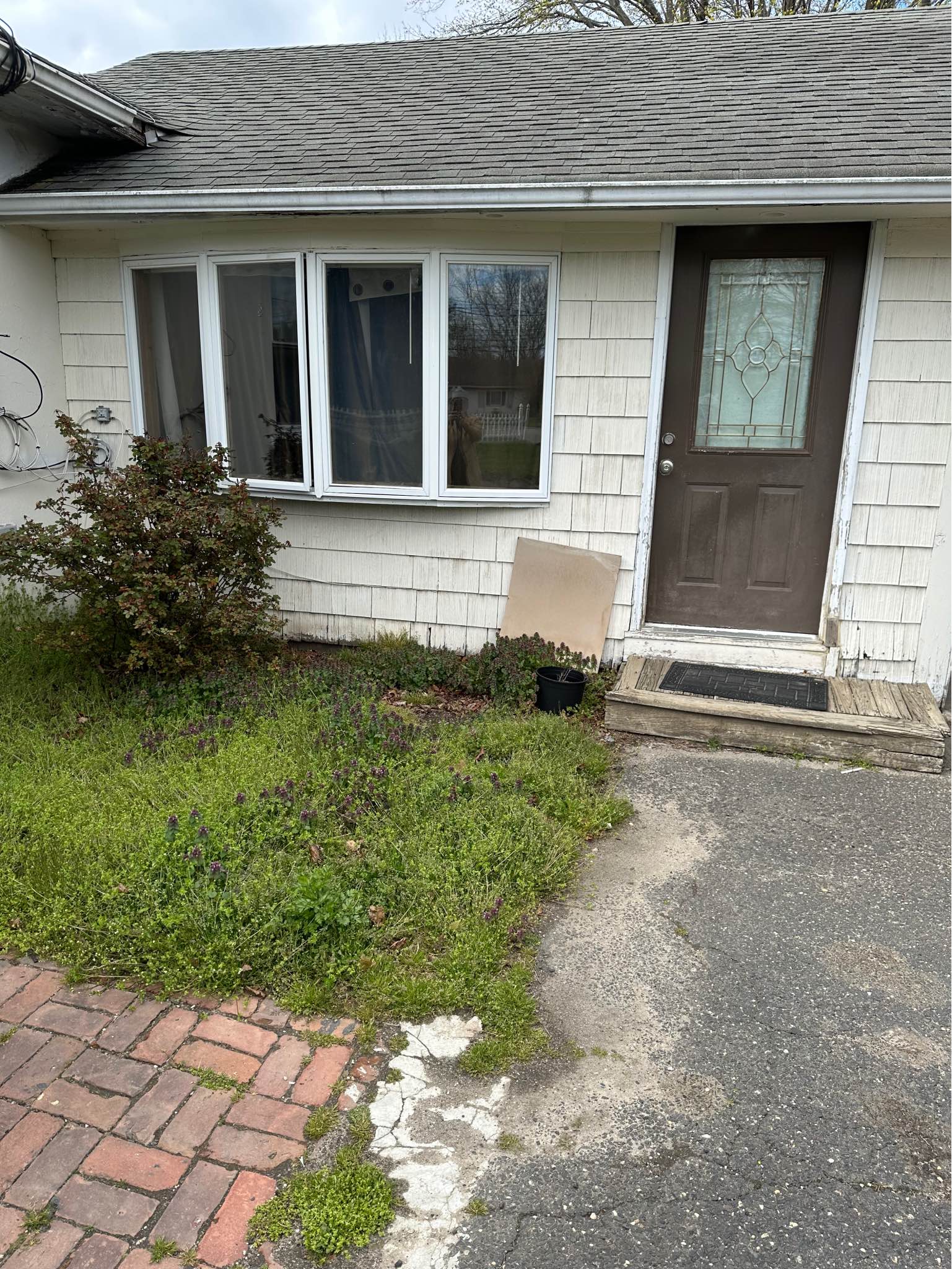 1-bed, 1-bath house rental, NY.