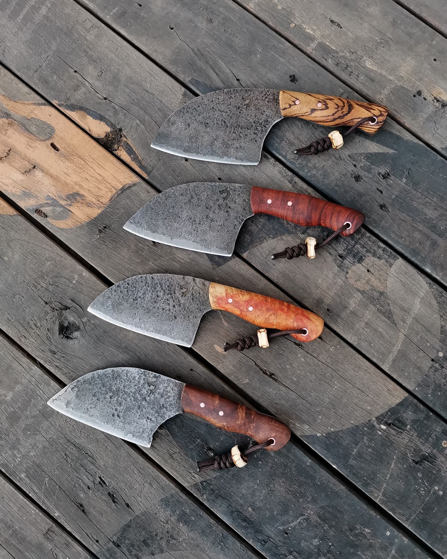 🇵🇾 Una partida de Mini Bush Cleaver... - Dragon Forge Customs