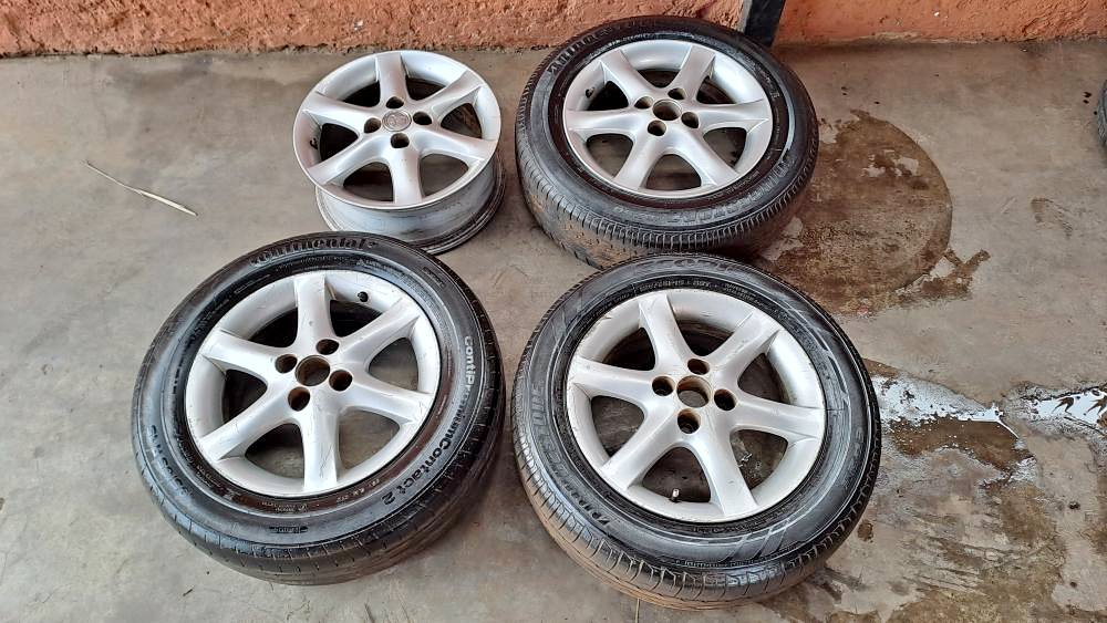 Runx rims - Car Wheels, Tires & Parts - Roodepoort, Gauteng | Facebook ...