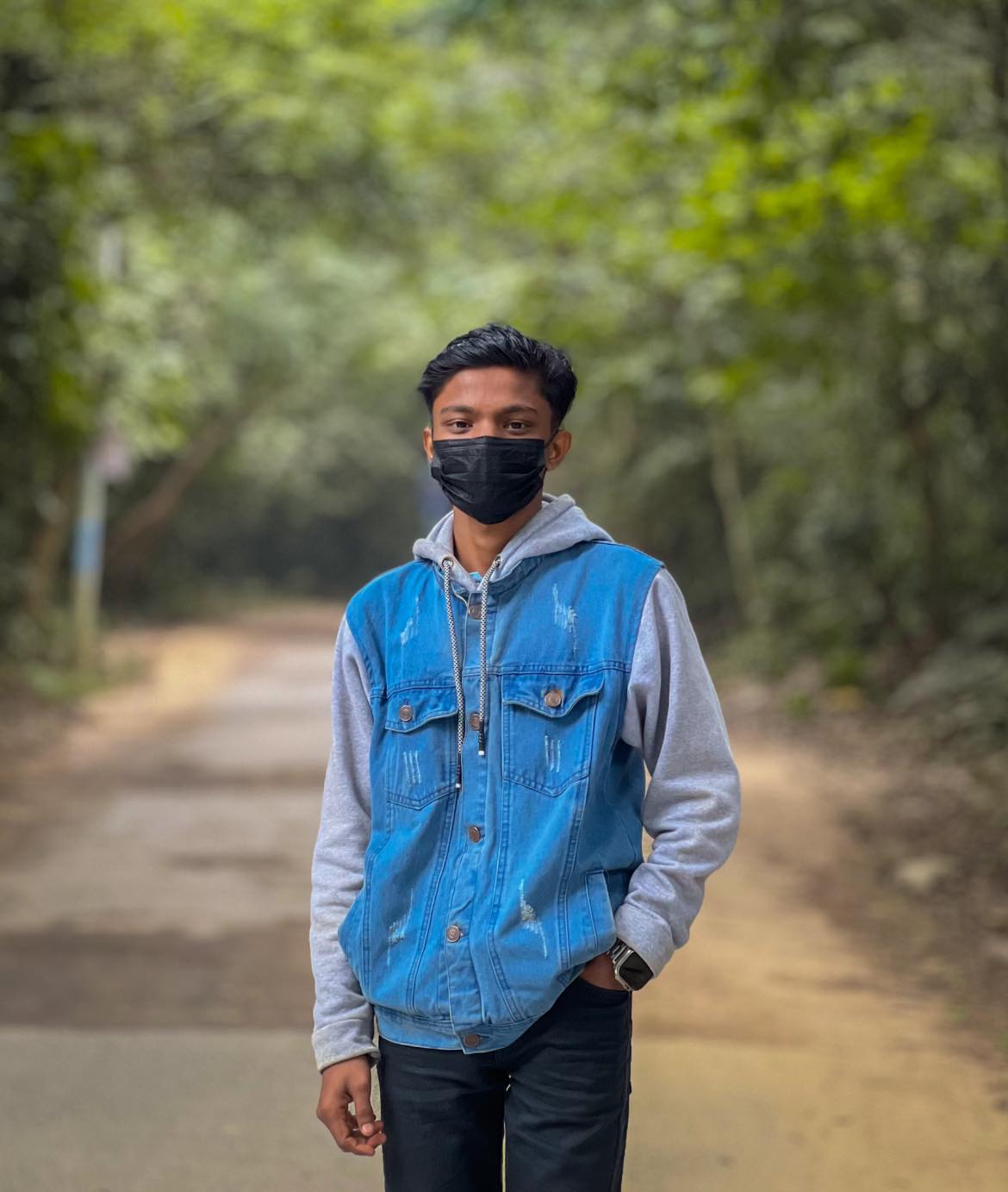 S R Shuvo Robidas