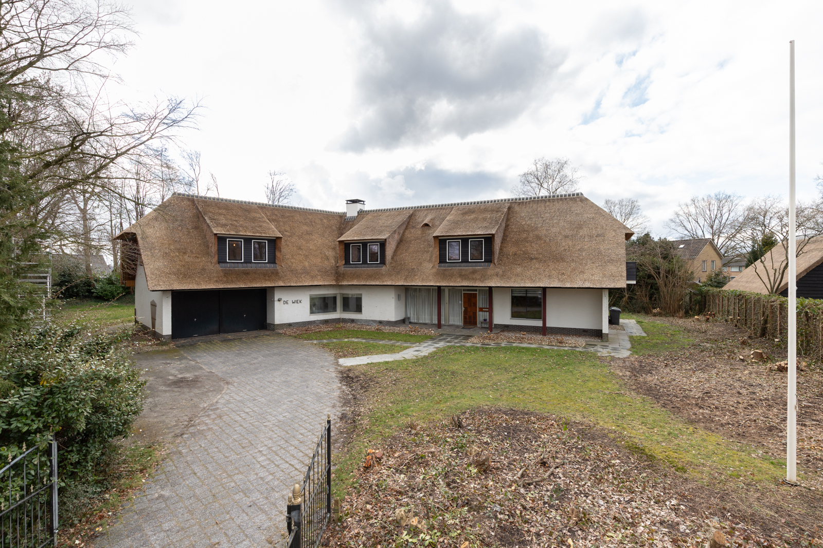 Jonkman - 🏡 Sfeervolle villa met zwembad in Roden. Op zoek naar ruimte ...