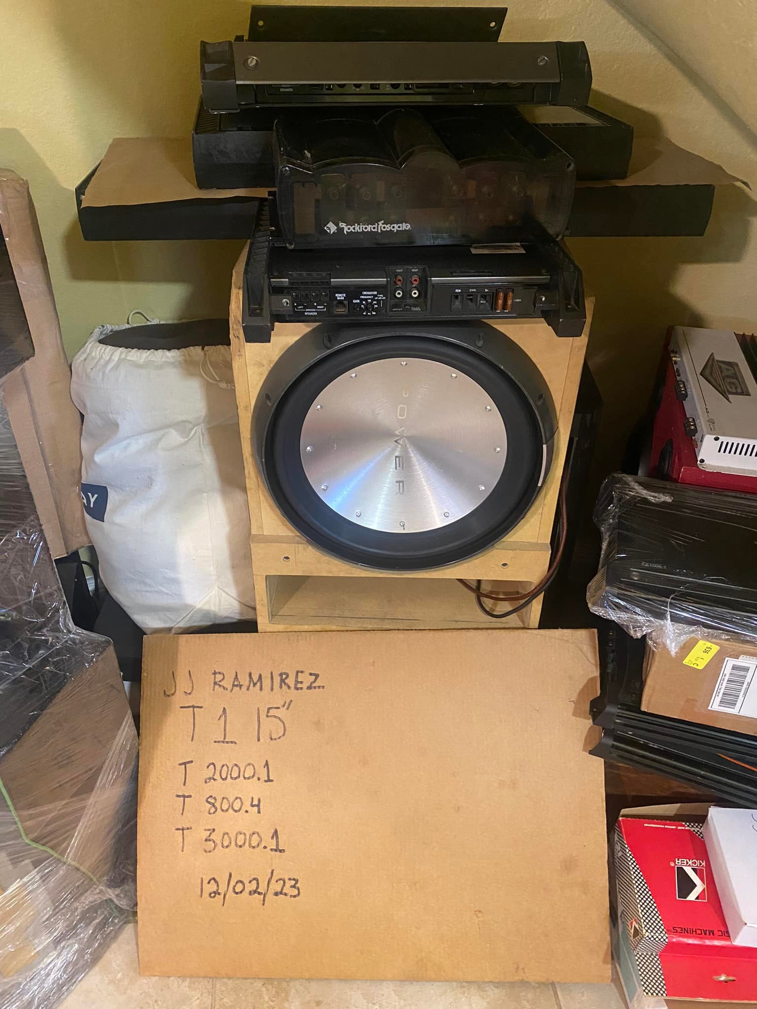 Rockford Fosgate T800-2 amplifier specs