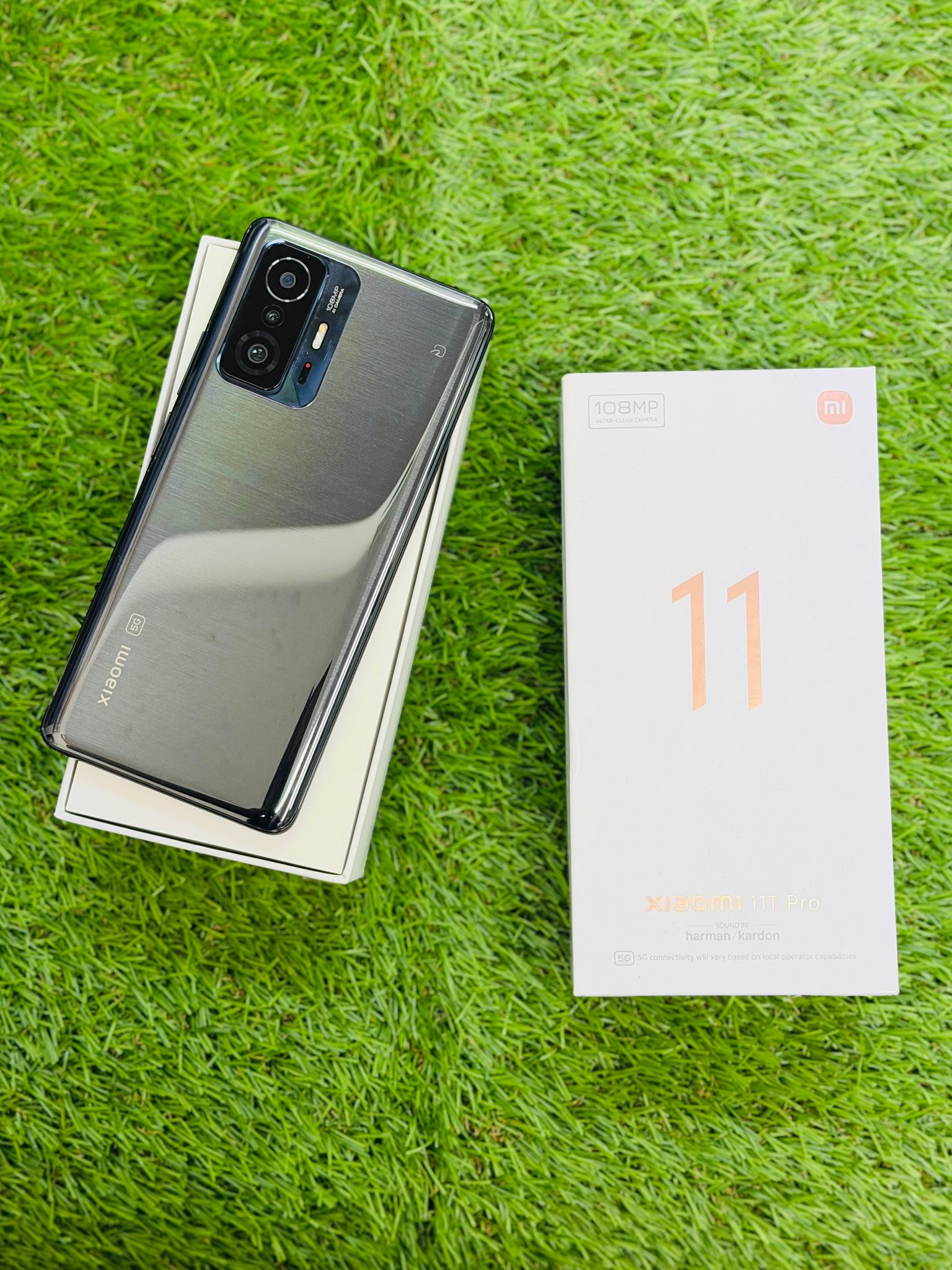 Xiaomi 11T pro 8GB-128GB ROM OPEN LINE Gaming mobile Charger and 